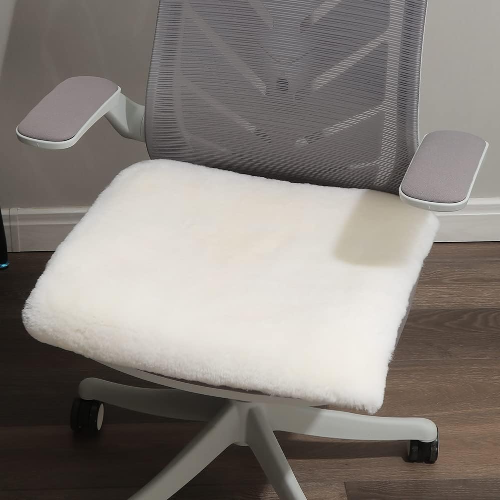 LLB Sheepskin Chair Pads - Office & Dining Room Chair Cushion - Tan, 16.5" Round (Pack of 1)