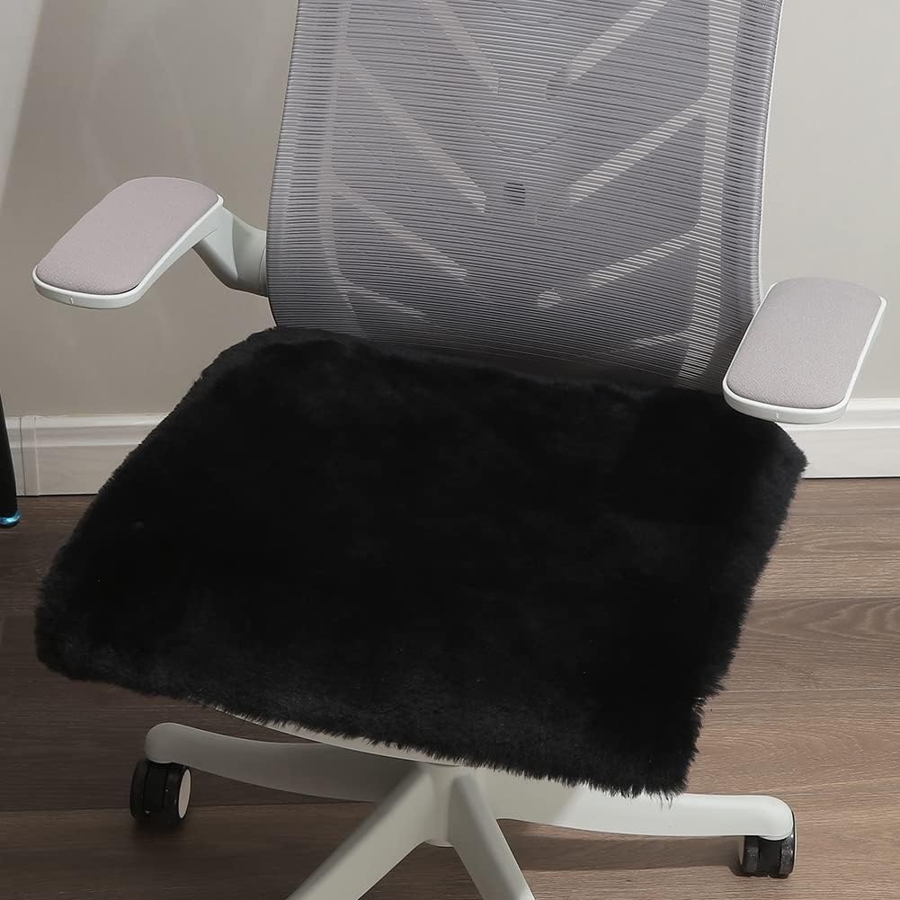 LLB Sheepskin Chair Pads - Office & Dining Room Chair Cushion - Tan, 16.5" Round (Pack of 1)