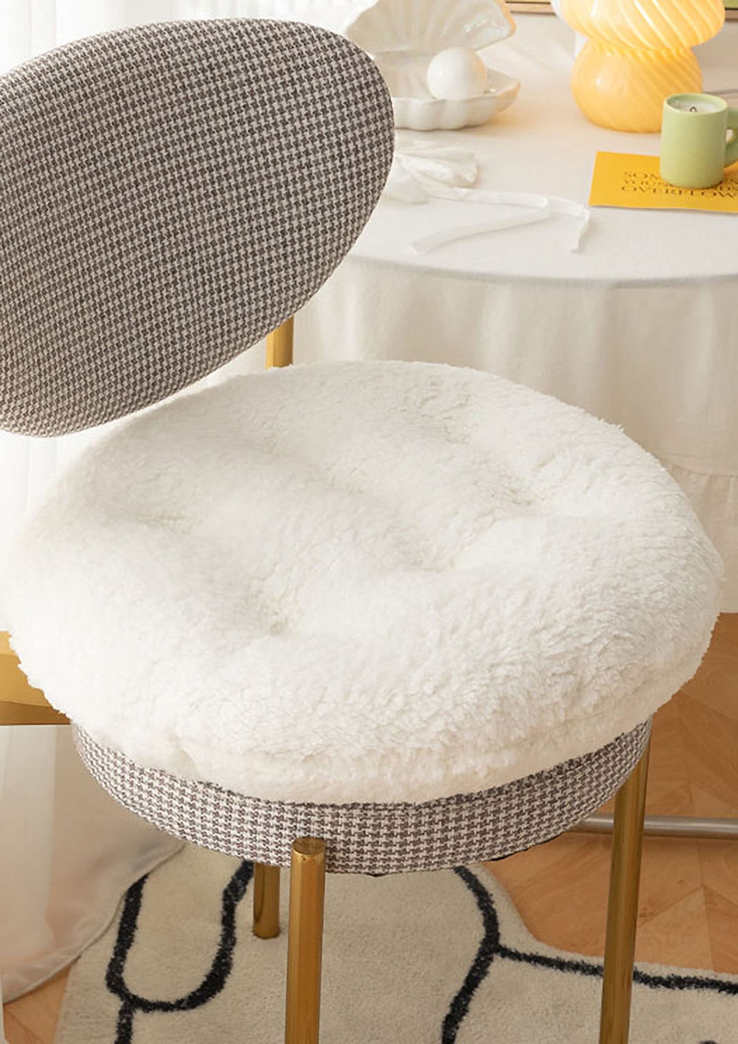 Comfortable Square and Round Artificial Lambswool Chair Pads,Soft Fluffy Chair Seat Cushion Plush Cushions Seat Pad for Home Office Meditation (14 inch(35cm), Round-Off-White)