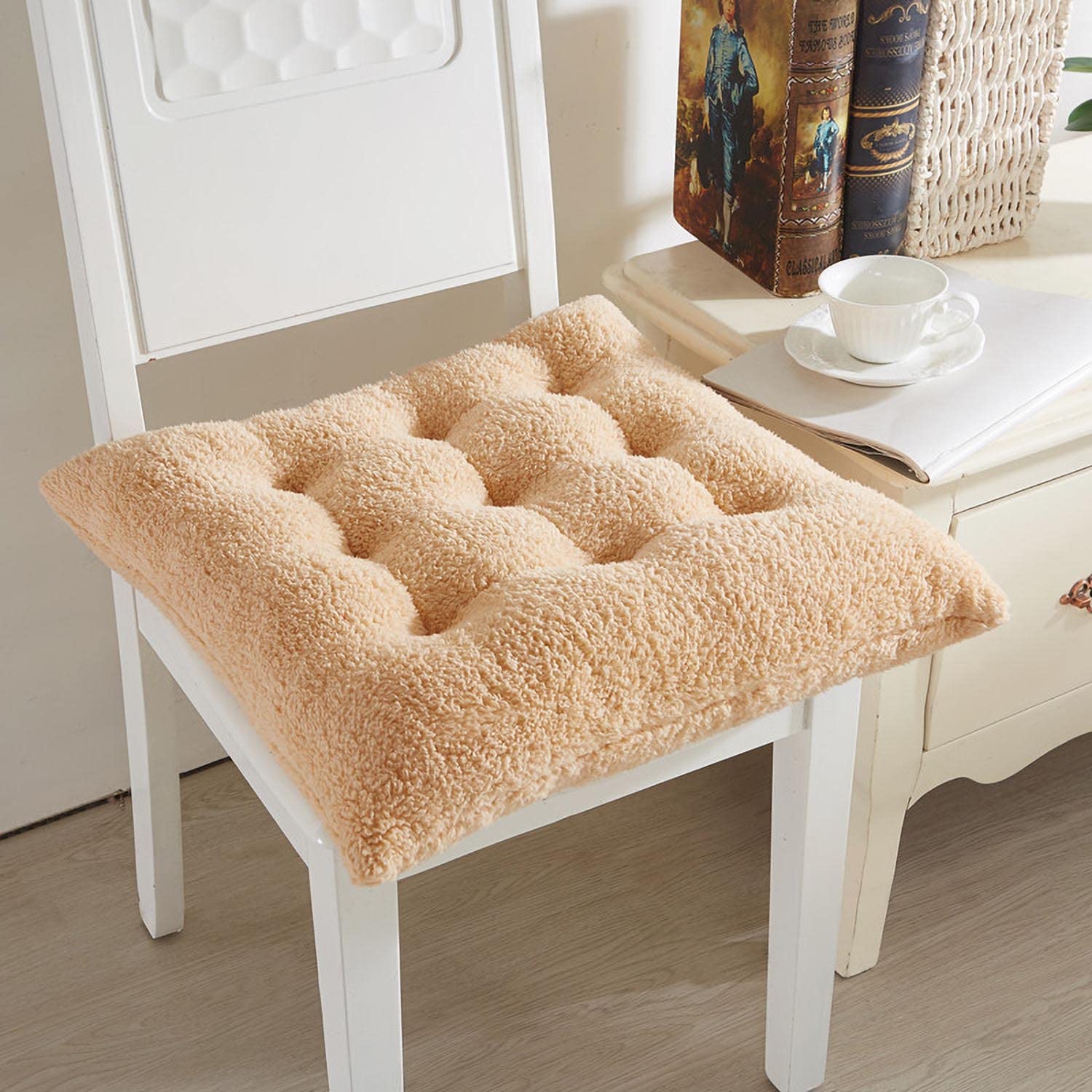 IXITON Thickened Plush seat Cushion,Lamb Fleece pad Warm Pillow Chair Stool heightened for Yoga Office Home Cafe Chair Meditation (Round White, 14 * 14 inch(35 * 35cm))