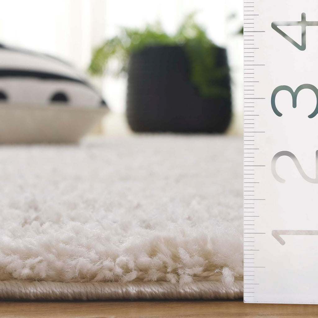 SAFAVIEH Arizona Shag Collection Area Rug - 6'7" x 9'2", Ivory & Beige, Moroccan Boho Design, Non-Shedding & Easy to Clean, Ideal for Living Room, Bedroom, Dining Space (ASG741A)