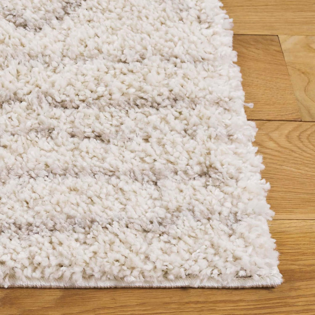 SAFAVIEH Arizona Shag Collection Area Rug - 6'7" x 9'2", Ivory & Beige, Moroccan Boho Design, Non-Shedding & Easy to Clean, Ideal for Living Room, Bedroom, Dining Space (ASG741A)