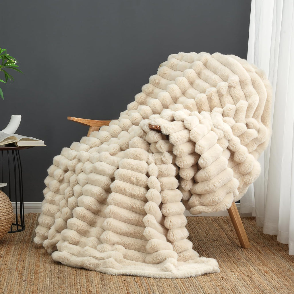 Cozy Bliss Faux Fur Throw Blanket for Couch, Cozy Warm Plush Striped Blanket for Sofa Bedroom Living Room, 60 * 80 Inches Cream White