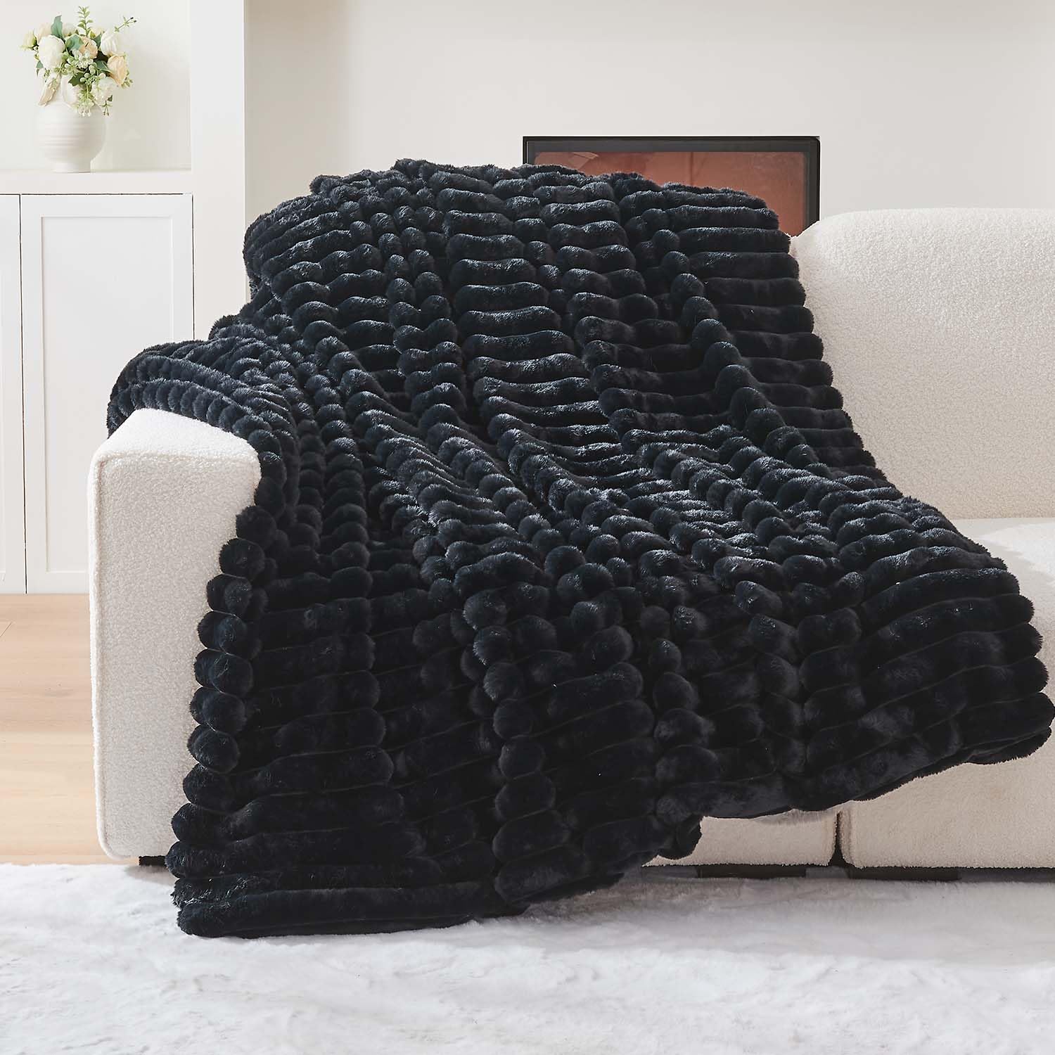 Lotus Karen Faux Fur Twin Blanket for Couch, Cozy Soft Fluffy Fuzzy Cream White Blanket, Striped Warm Thick Furry Plush Shaggy Small Blankets for Women,60x80 Inches