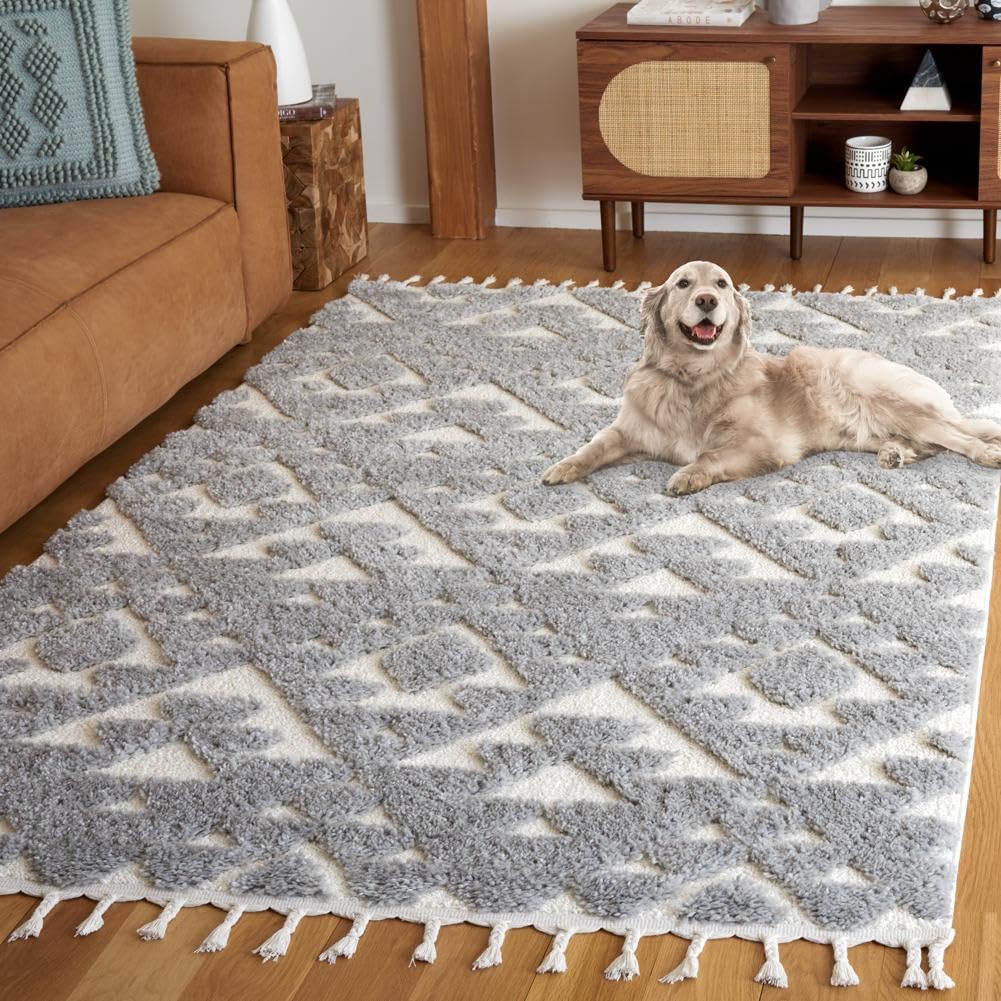 SAFAVIEH Moroccan Tassel Shag Collection Area Rug - 5'3" x 7'6", Ivory, Non-Shedding & Easy to Clean, Plush High-Low Texture, Ideal for Living Room, Bedroom, Dining Space (MTS688C)
