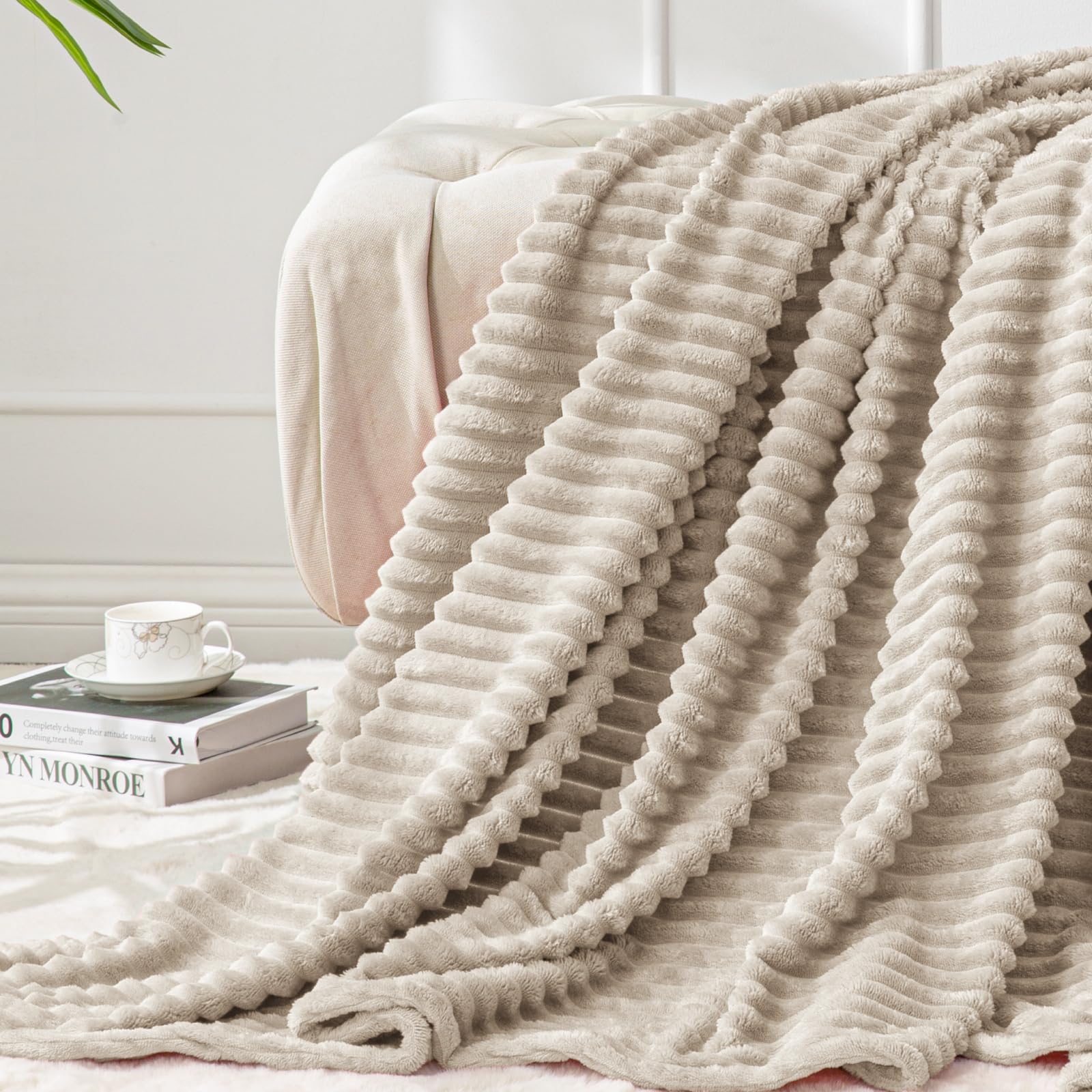 BEDELITE Fleece Throw Blanket for Couch – 3D Ribbed Jacquard Soft and Warm Decorative Fuzzy Blanket – Cozy, Fluffy, Plush Lightweight Pink Throw Blankets for Bed, Sofa, 50x60 inches