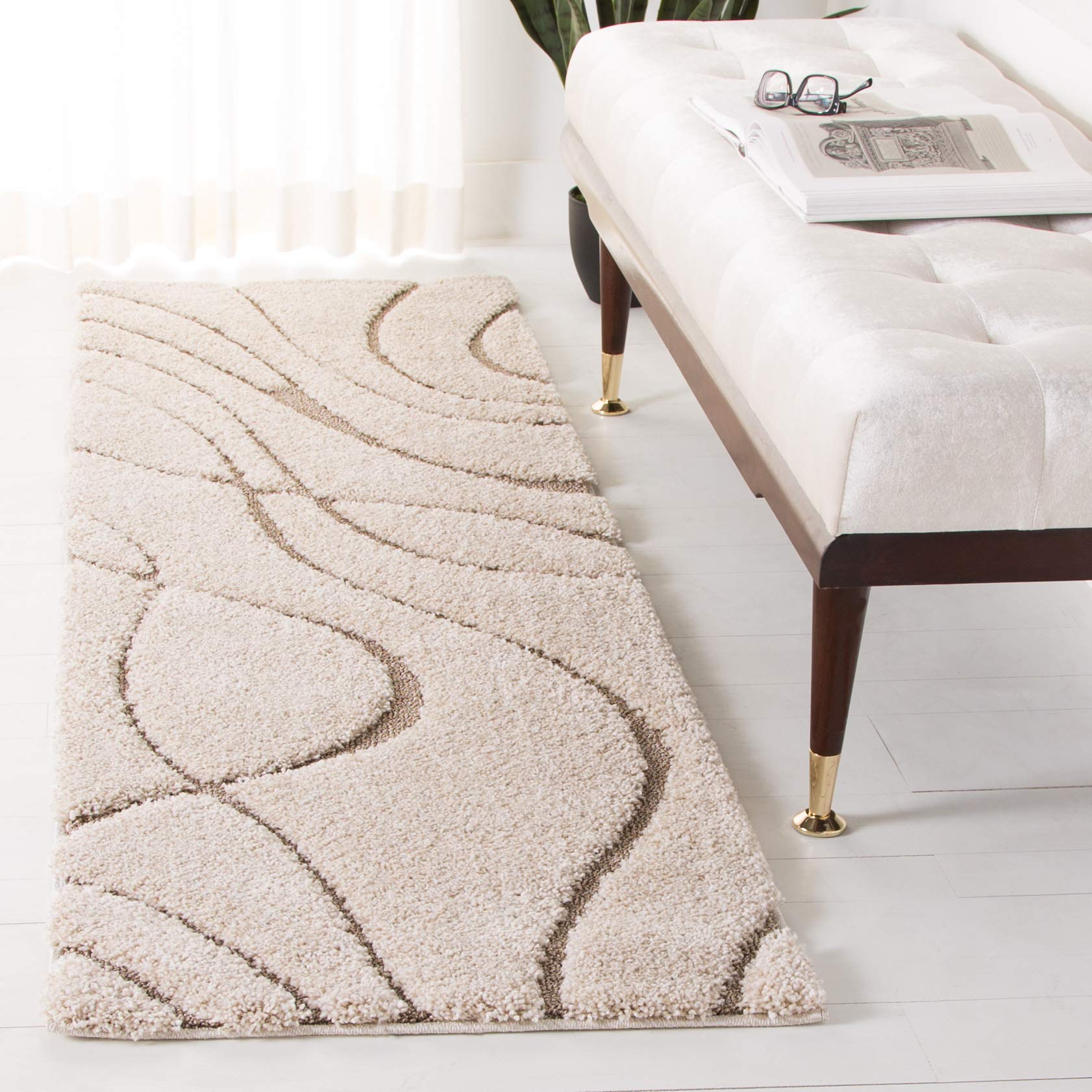SAFAVIEH Florida Shag Collection Area Rug - 5'3" x 7'6", Cream & Beige, Non-Shedding & Easy Care, 1.2-inch Thick Ideal for High Traffic Areas in Living Room, Bedroom (SG471-1113)