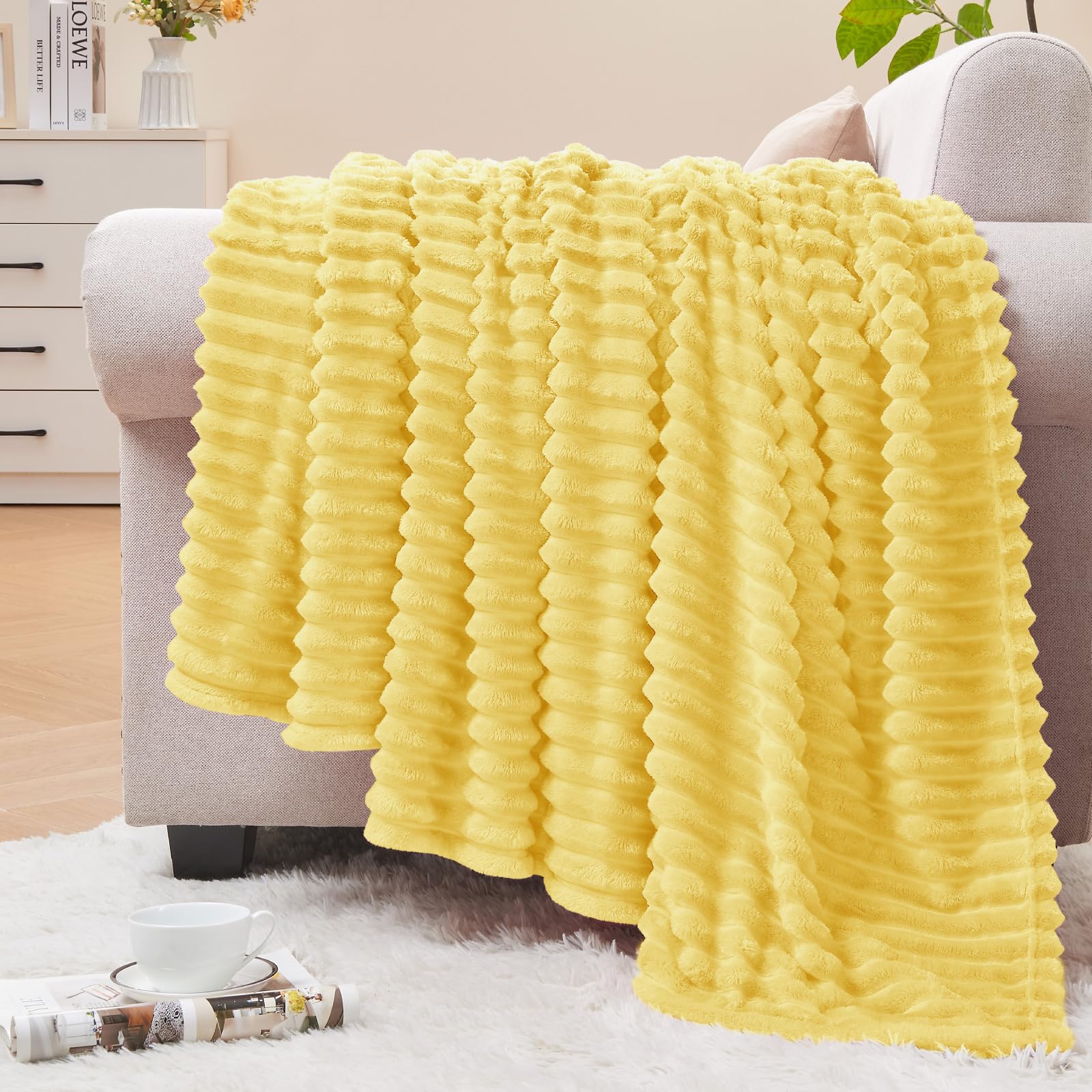 BEDELITE Fleece Throw Blanket for Couch – 3D Ribbed Jacquard Soft and Warm Decorative Fuzzy Blanket – Cozy, Fluffy, Plush Lightweight Pink Throw Blankets for Bed, Sofa, 50x60 inches