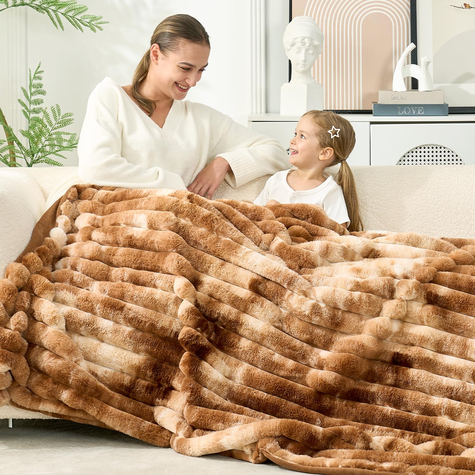 Cozy Bliss Faux Fur Throw Blanket for Couch, Cozy Warm Plush Striped Blanket for Sofa Bedroom Living Room, 60 * 80 Inches Cream White