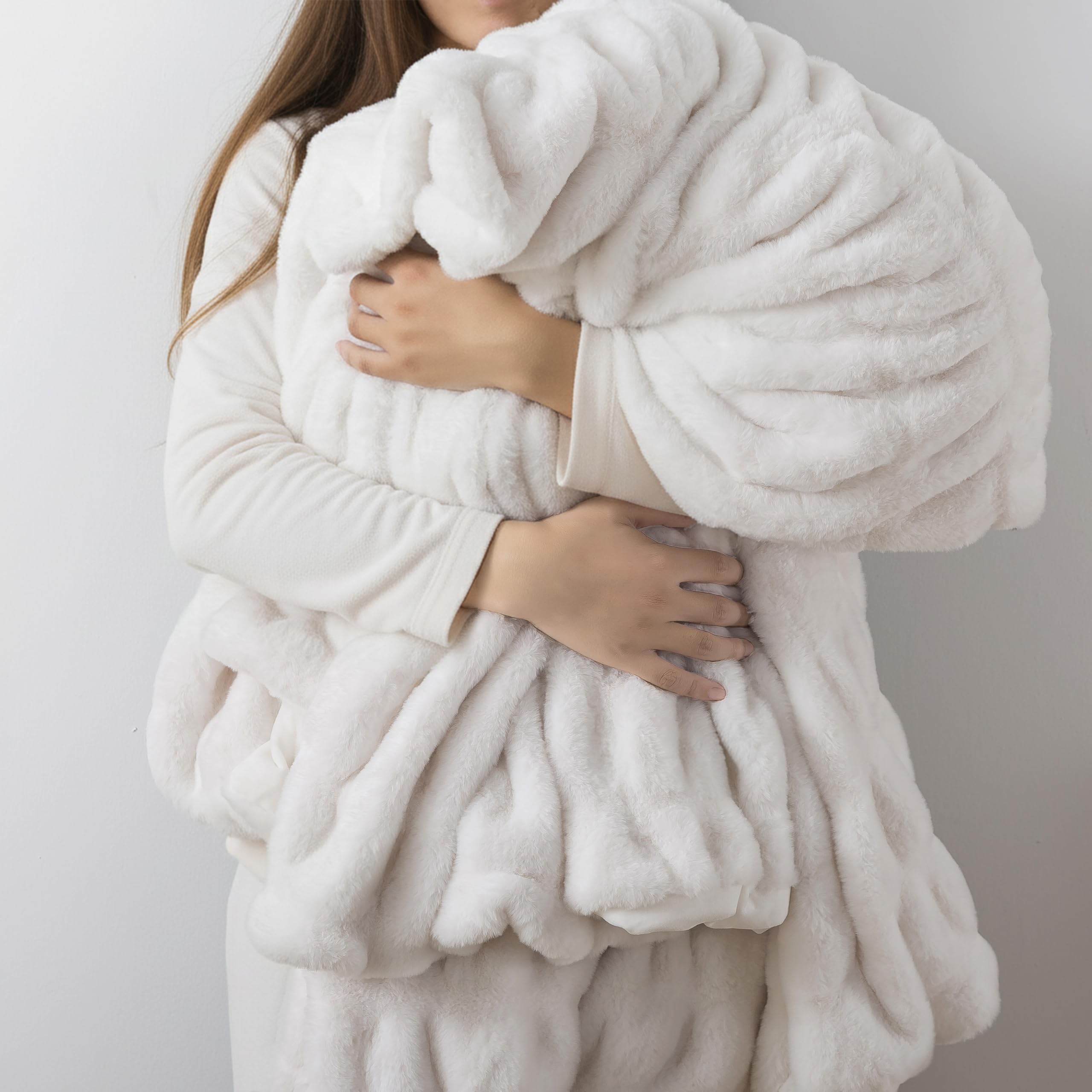 WDCOZY Ruched Faux Fur Throw Blanket Soft Cozy Fluffy Luxurious Blankets Couch Bed Sofa Chair Home Decor Warm Furry Fall Winter Plush Rabbit Fur Bubble Blanket 50" x 60", Caramel Beige Camel Neutral