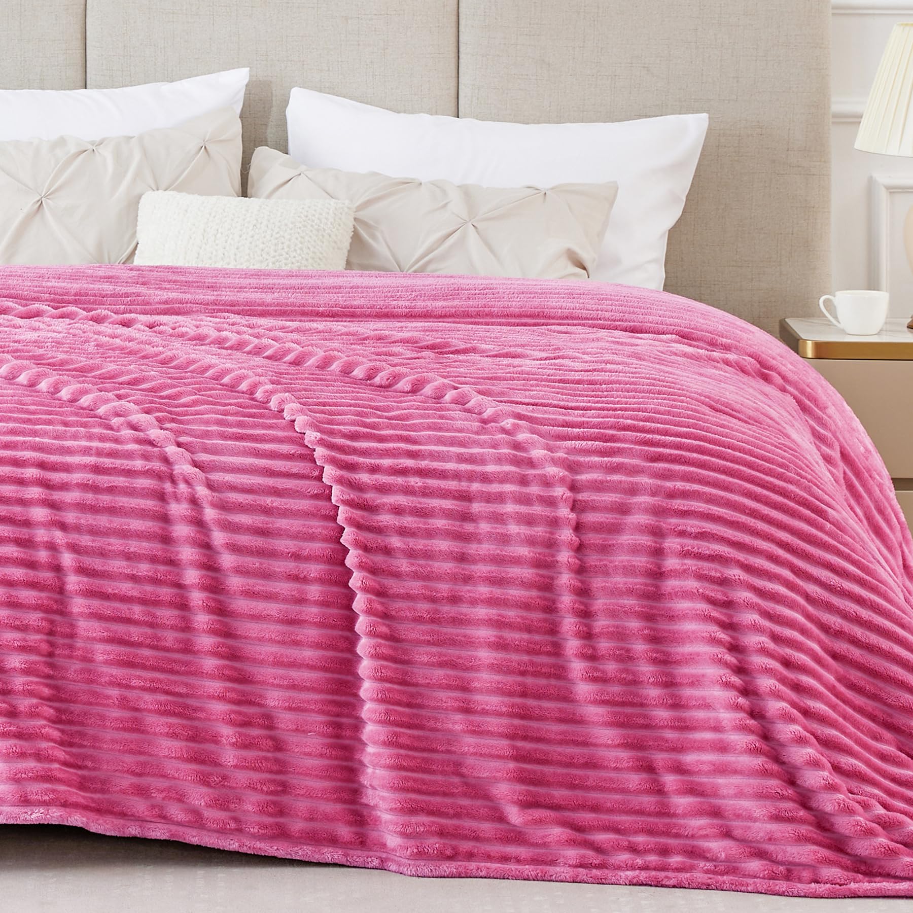 BEDELITE Fleece Throw Blanket for Couch – 3D Ribbed Jacquard Soft and Warm Decorative Fuzzy Blanket – Cozy, Fluffy, Plush Lightweight Pink Throw Blankets for Bed, Sofa, 50x60 inches
