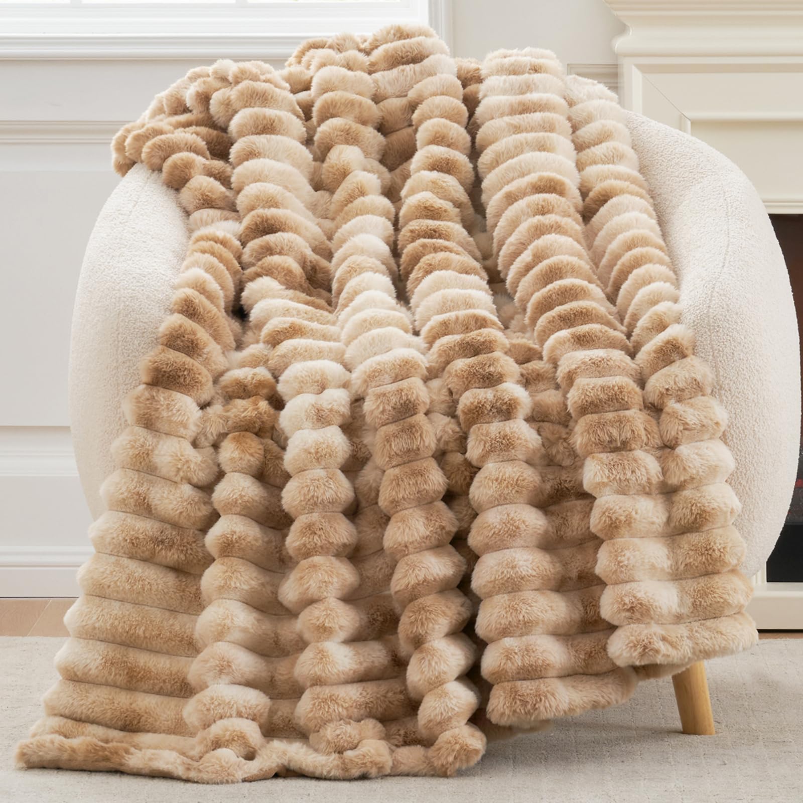Cozy Bliss Faux Fur Throw Blanket for Couch, Cozy Warm Plush Striped Blanket for Sofa Bedroom Living Room, 60 * 80 Inches Cream White