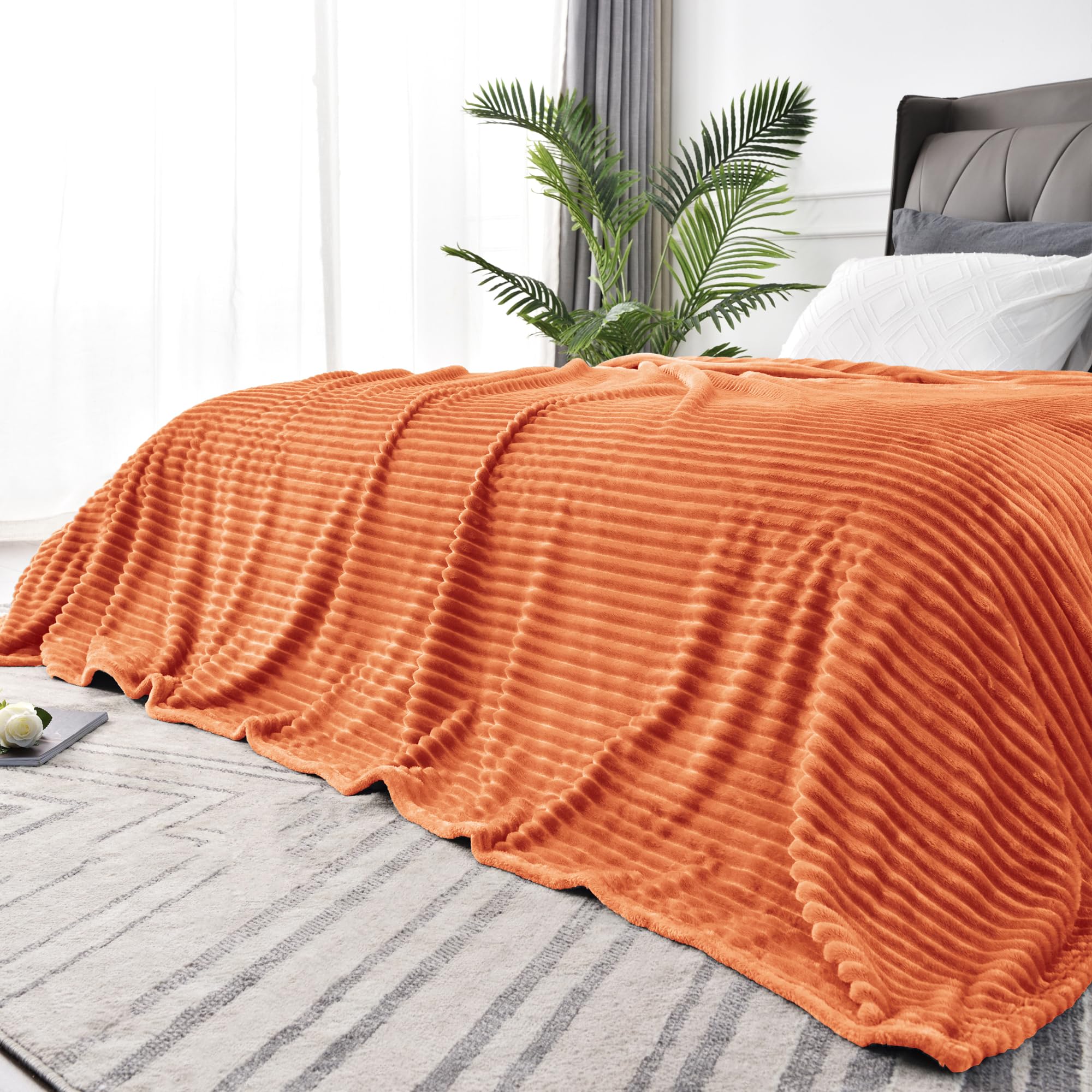 BEDELITE Fleece Throw Blanket for Couch – 3D Ribbed Jacquard Soft and Warm Decorative Fuzzy Blanket – Cozy, Fluffy, Plush Lightweight Pink Throw Blankets for Bed, Sofa, 50x60 inches