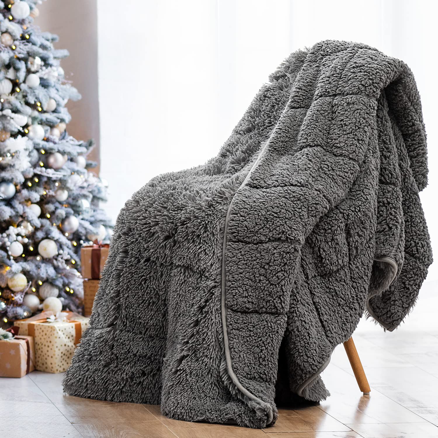 Wemore Shaggy Long Fur Faux Fur Weighted Blanket, Cozy and Fluffy Plush Sherpa Long Hair Blanket for Adult 15lbs, Fluffy Fuzzy Sherpa Reverse Heavy Blankets for Bed, Couch, Cream White, 60 x 80 Inches