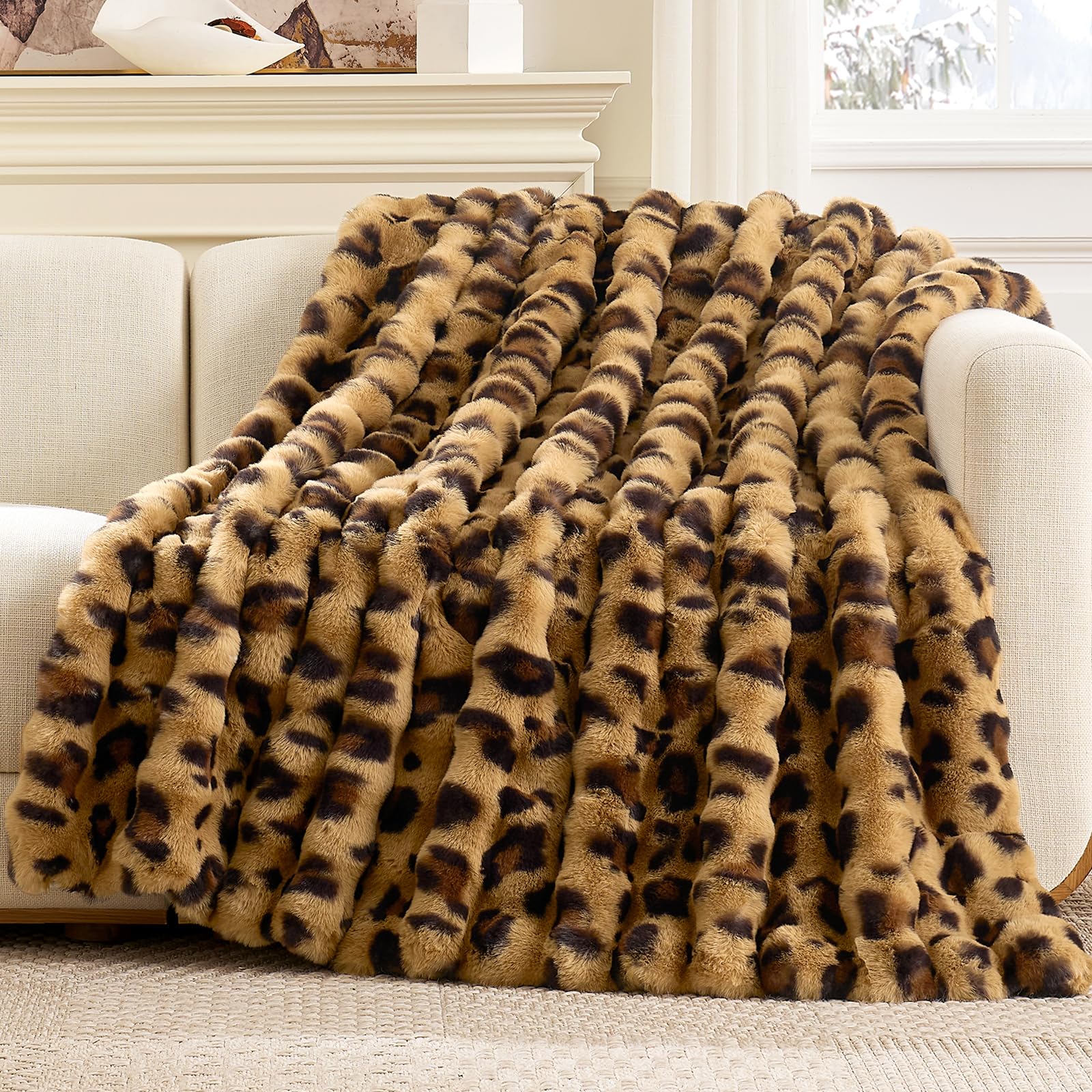 Cozy Bliss Faux Fur Throw Blanket for Couch, Fuzzy Soft Plush Thick Bubble Blanket for Sofa Bedroom Living Room,50 * 60 Inches Light Grey