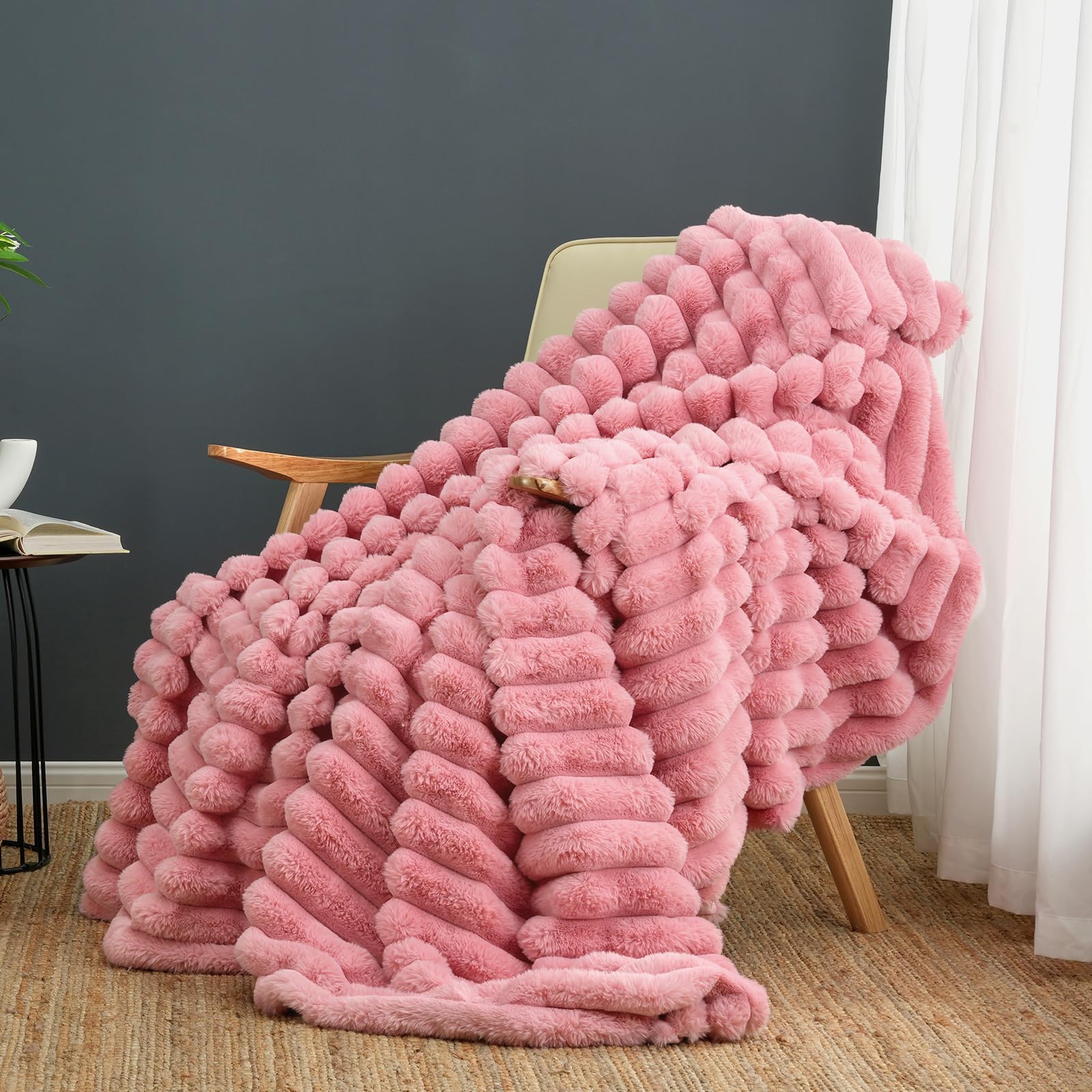 Cozy Bliss Faux Fur Throw Blanket for Couch, Cozy Warm Plush Striped Blanket for Sofa Bedroom Living Room, 60 * 80 Inches Cream White