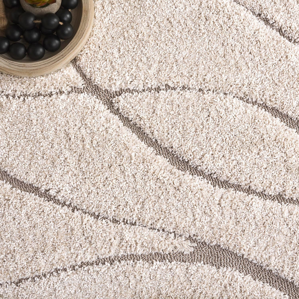 SAFAVIEH Florida Shag Collection Area Rug - 5'3" x 7'6", Cream & Beige, Non-Shedding & Easy Care, 1.2-inch Thick Ideal for High Traffic Areas in Living Room, Bedroom (SG471-1113)