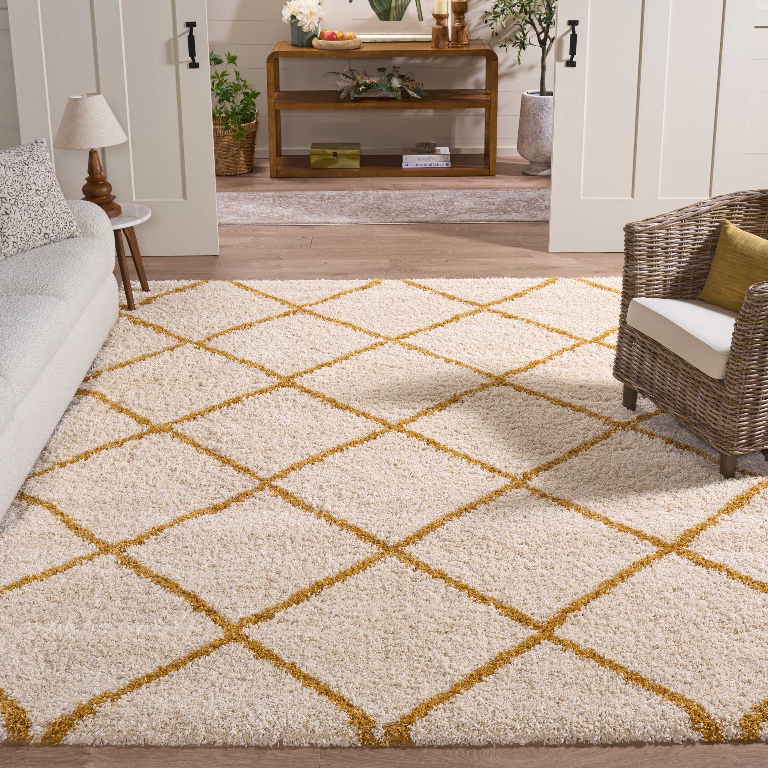 SAFAVIEH Hudson Shag Collection Area Rug - 5'3" x 7'6", Beige & Ivory, Modern Trellis Design, Non-Shedding & Easy Care, 2-inch Thick Ideal for High Traffic Areas in Living Room, Bedroom (SGH281S)