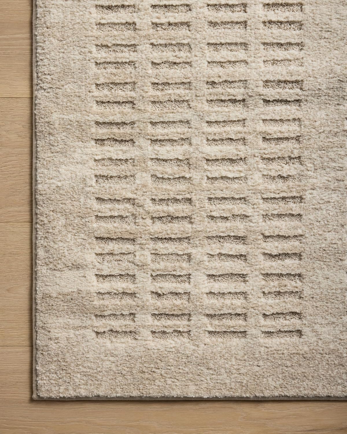 Loloi Amber Lewis Monty Collection MOT-03 Ivory/Beige 6'-7" x 9'-3", .50" Pile Height, Area Rug