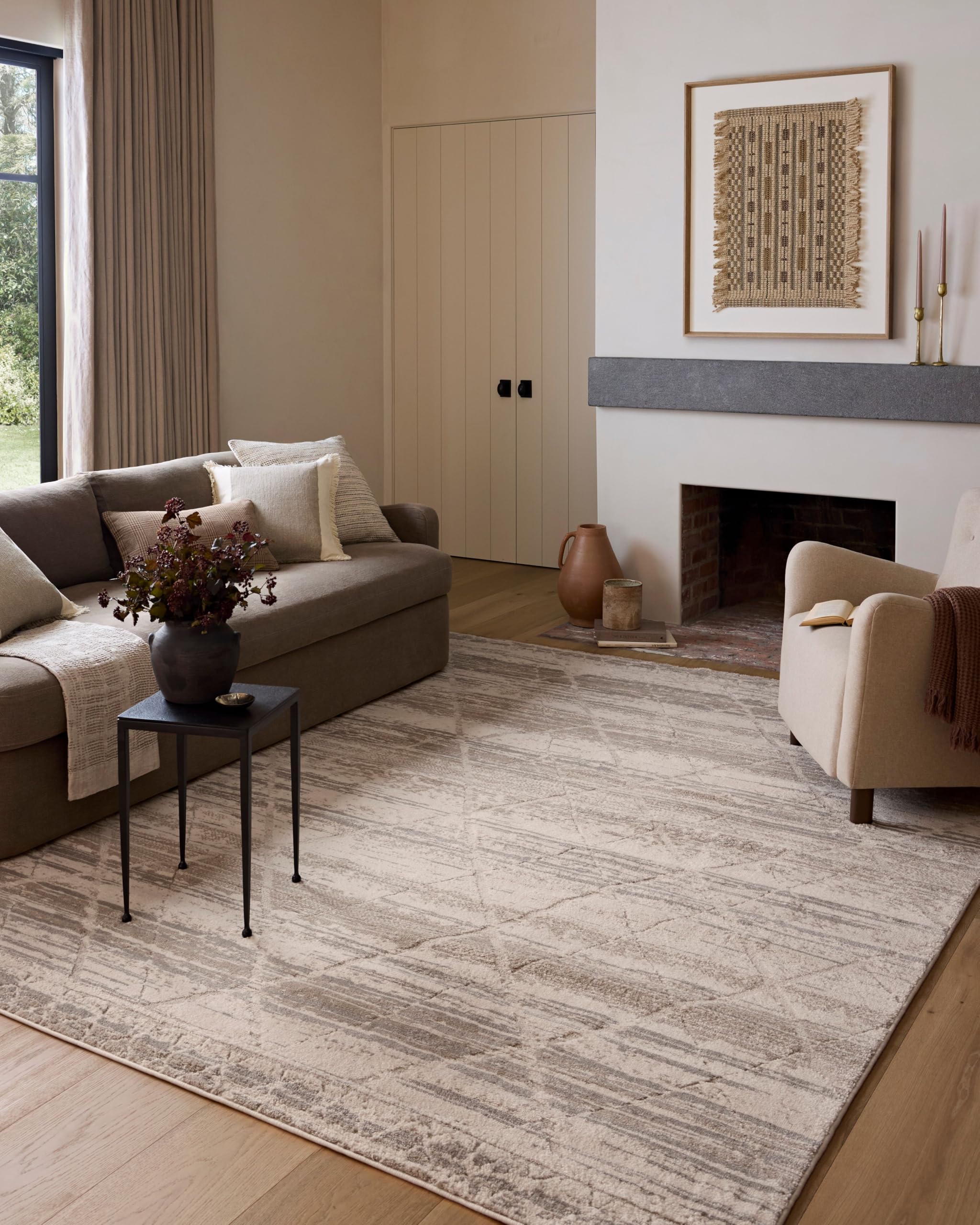 Loloi Amber Lewis Monty Collection MOT-03 Ivory/Beige 6'-7" x 9'-3", .50" Pile Height, Area Rug
