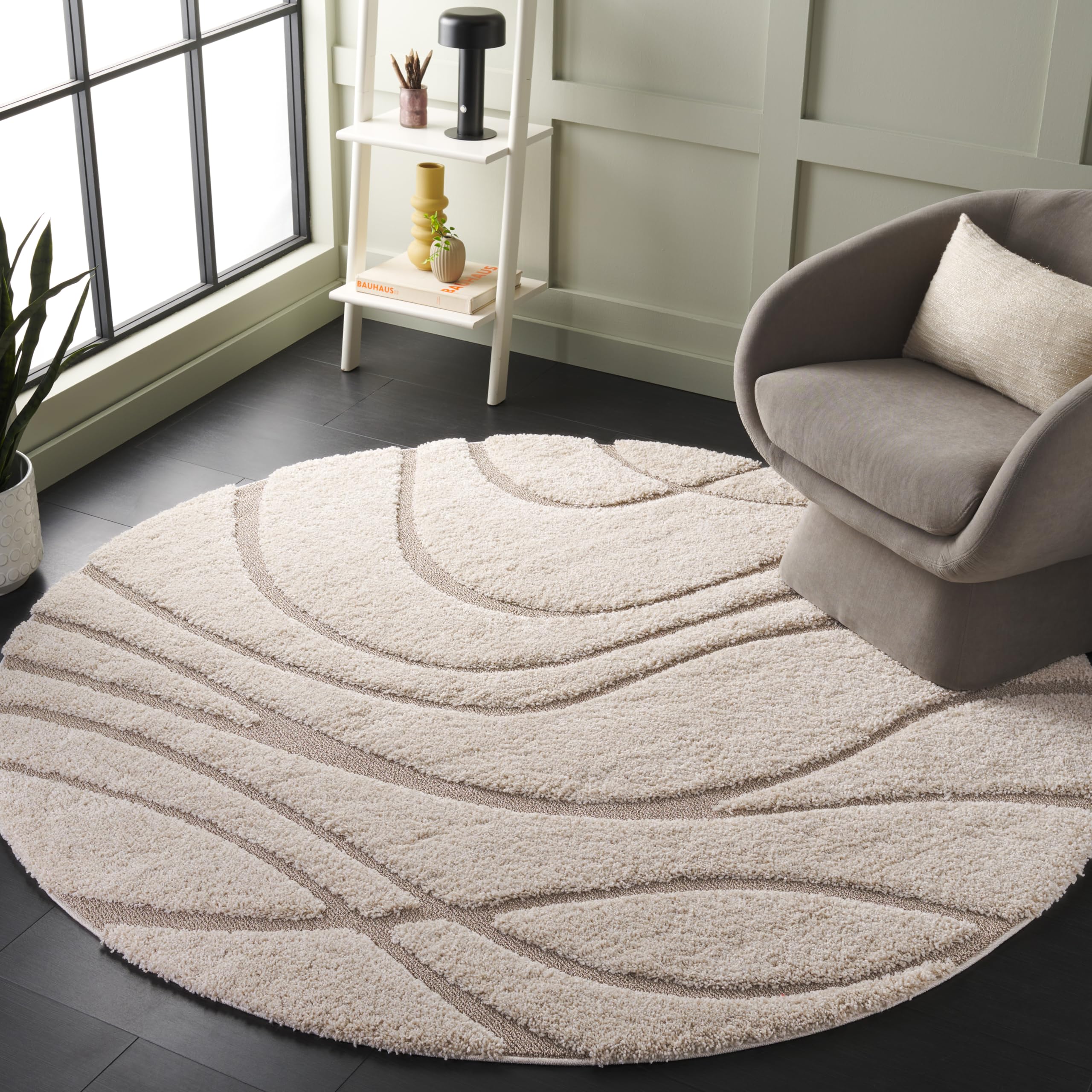 SAFAVIEH Florida Shag Collection Area Rug - 5'3" x 7'6", Cream & Beige, Non-Shedding & Easy Care, 1.2-inch Thick Ideal for High Traffic Areas in Living Room, Bedroom (SG471-1113)