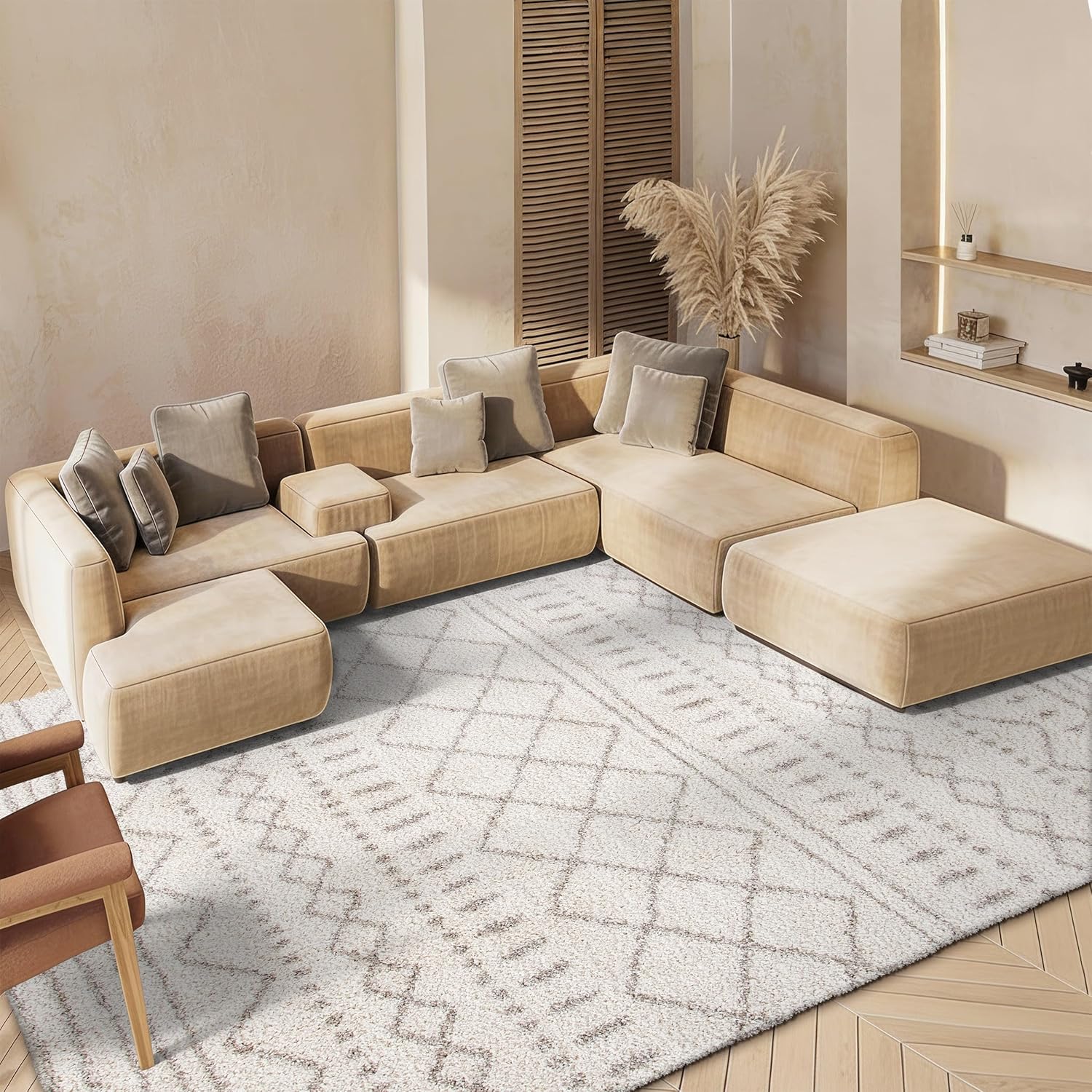 SAFAVIEH Arizona Shag Collection Area Rug - 6'7" x 9'2", Ivory & Beige, Moroccan Boho Design, Non-Shedding & Easy to Clean, Ideal for Living Room, Bedroom, Dining Space (ASG741A)