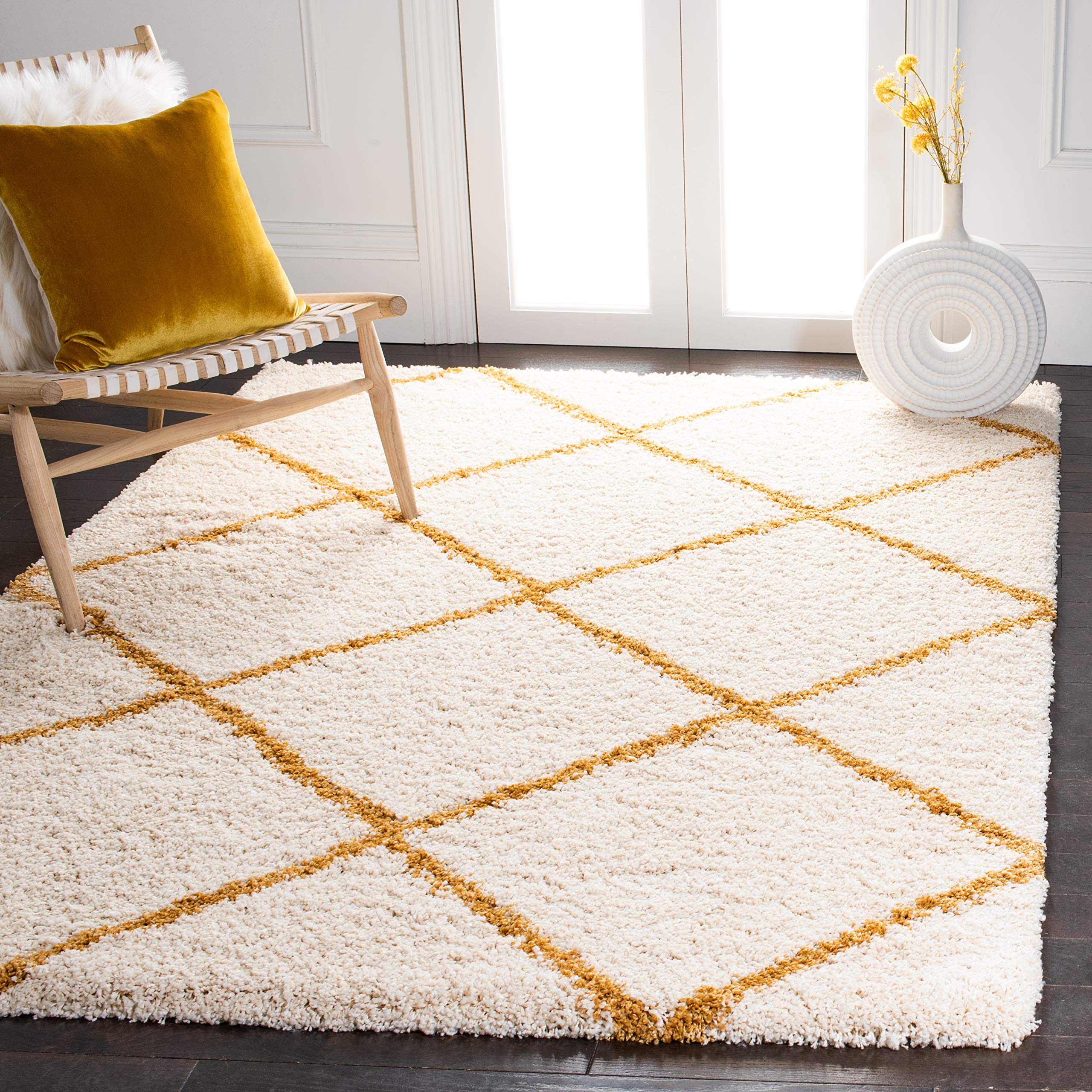 SAFAVIEH Hudson Shag Collection Area Rug - 5'3" x 7'6", Beige & Ivory, Modern Trellis Design, Non-Shedding & Easy Care, 2-inch Thick Ideal for High Traffic Areas in Living Room, Bedroom (SGH281S)