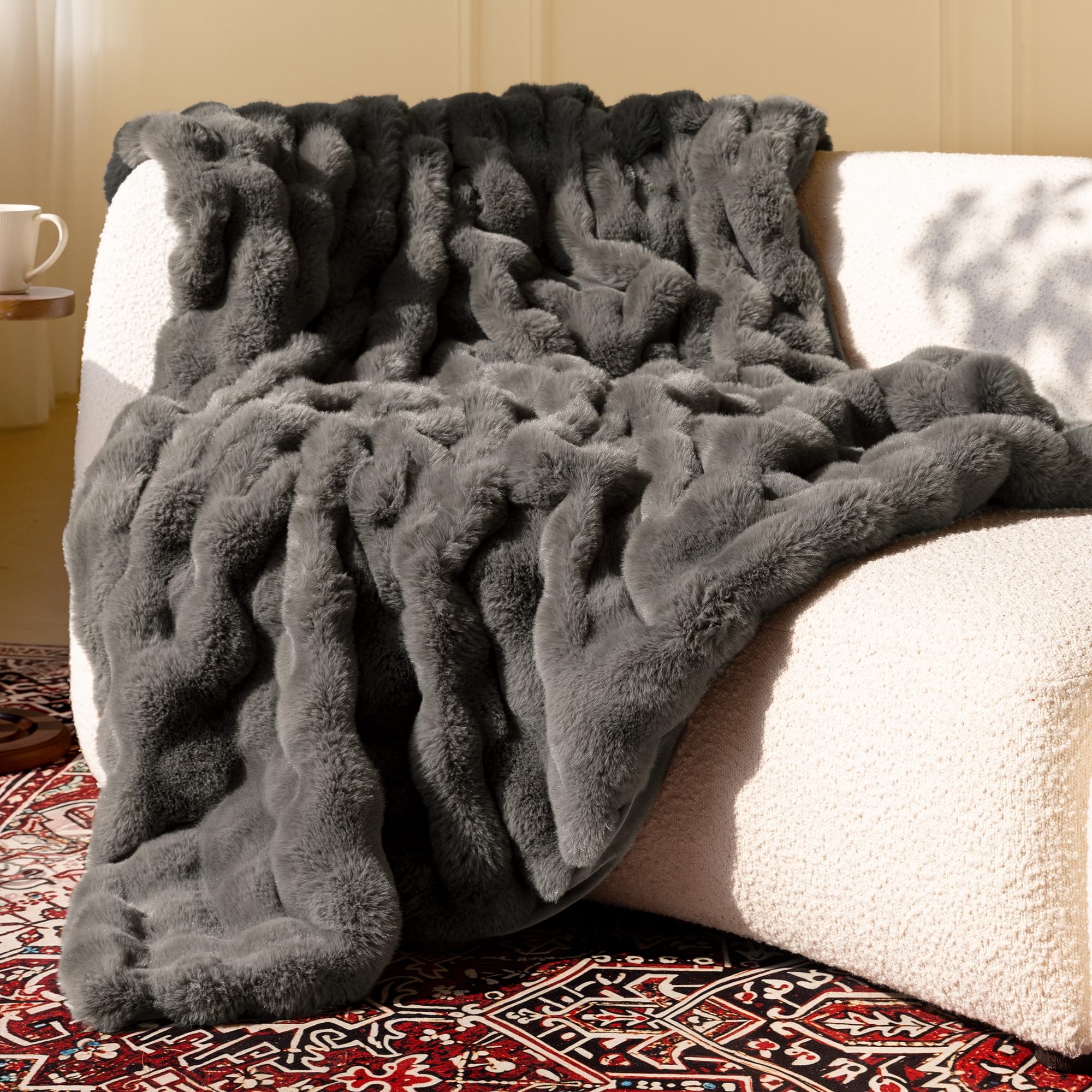 Ultra Soft Cozy Faux Fur Throw Blanket, Fuzzy Plush Thick Bubble Blanket, Luxury Fluffy Blanket for Couch, Sofa, Bedroom, and Living Room, 50x60 Inches, Cream White