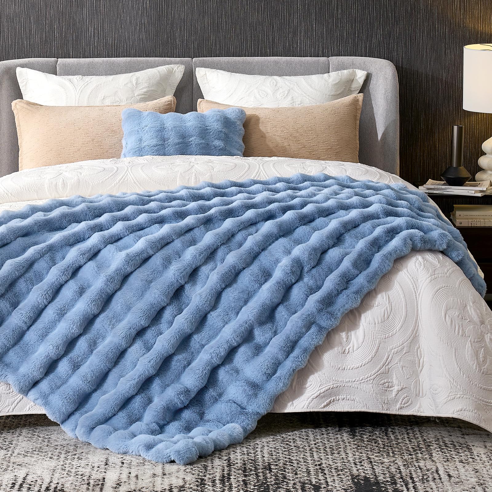 Cozy Bliss Faux Fur Throw Blanket for Couch, Fuzzy Soft Plush Thick Bubble Blanket for Sofa Bedroom Living Room,50 * 60 Inches Light Grey