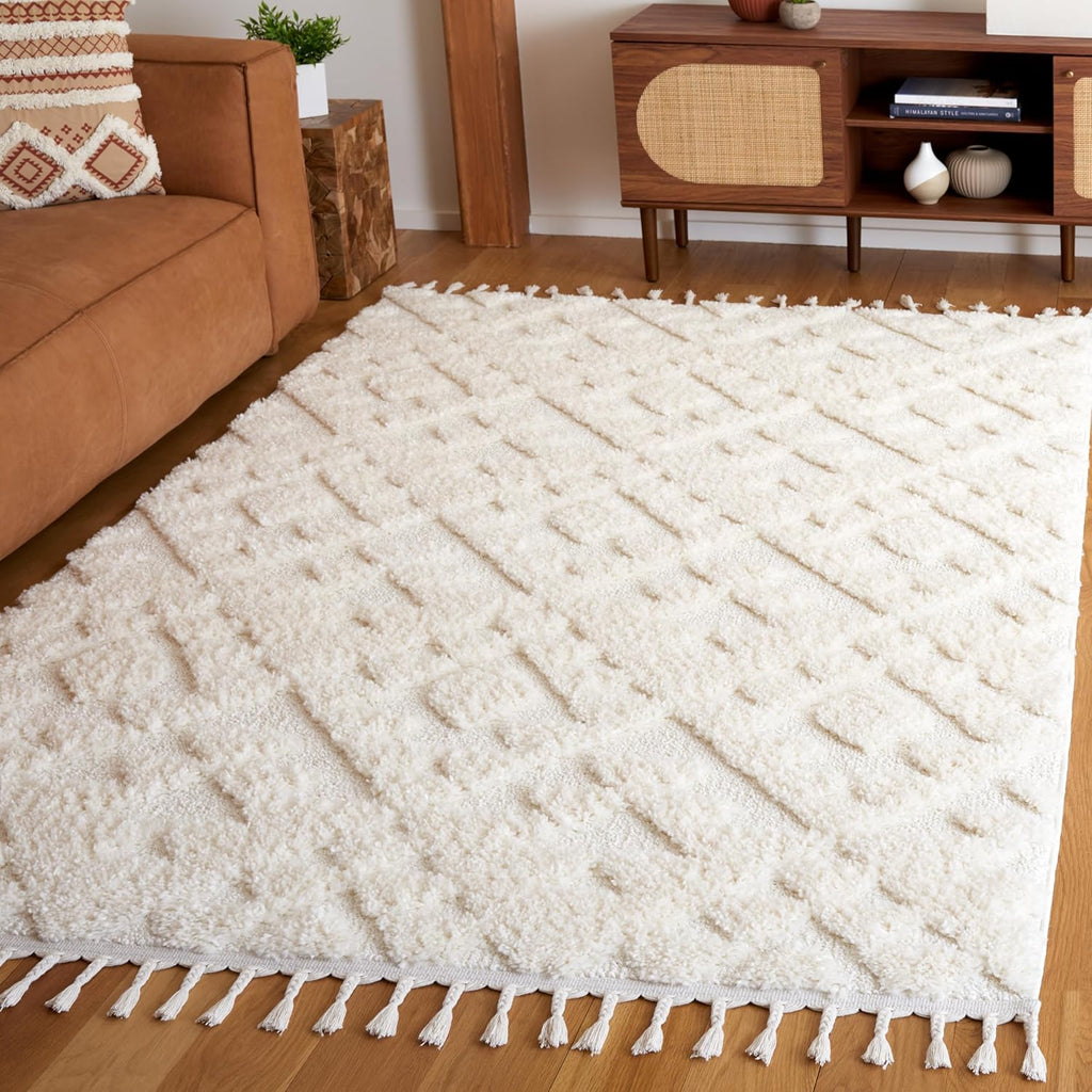 SAFAVIEH Moroccan Tassel Shag Collection Area Rug - 5'3" x 7'6", Ivory, Non-Shedding & Easy to Clean, Plush High-Low Texture, Ideal for Living Room, Bedroom, Dining Space (MTS688C)