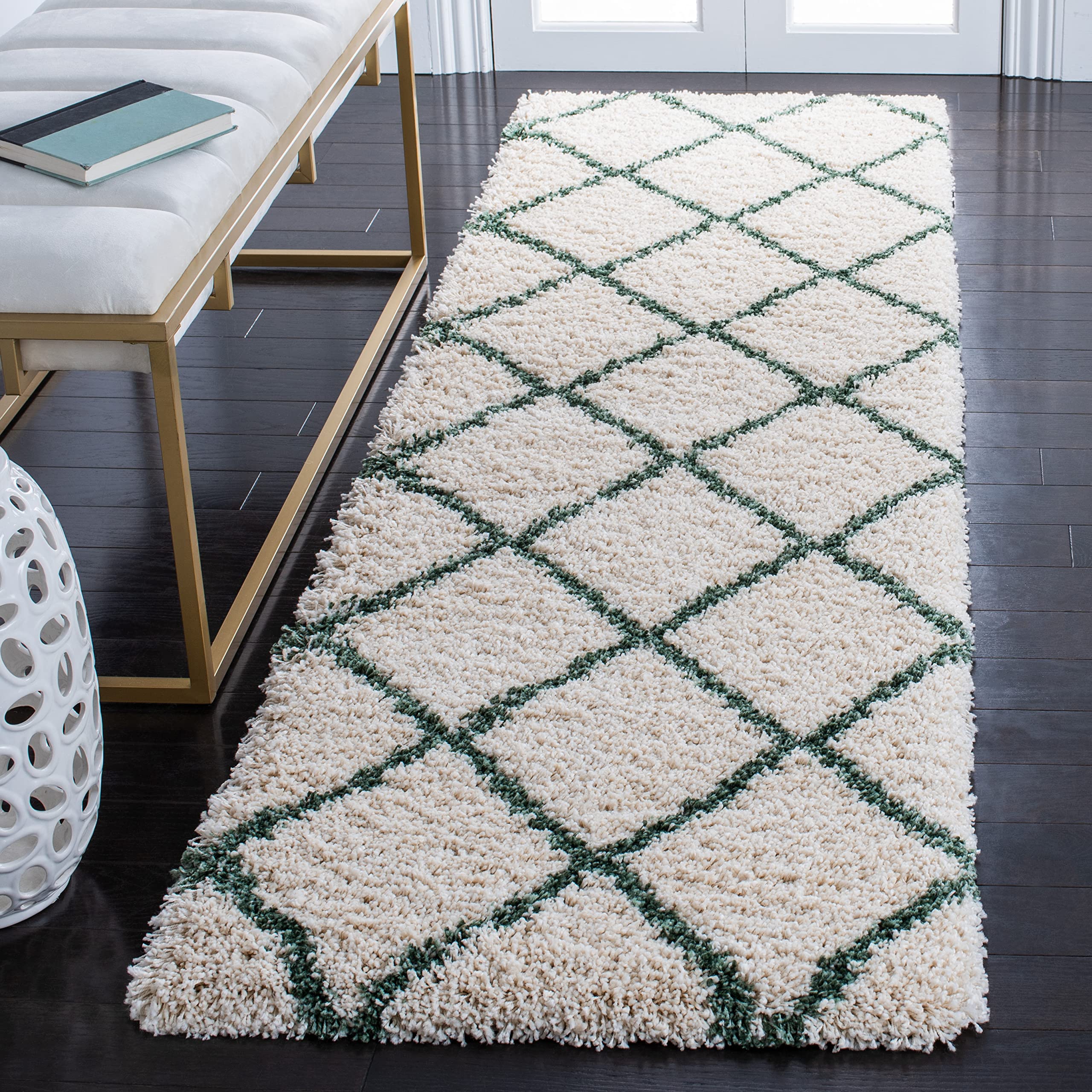 SAFAVIEH Hudson Shag Collection Area Rug - 5'3" x 7'6", Beige & Ivory, Modern Trellis Design, Non-Shedding & Easy Care, 2-inch Thick Ideal for High Traffic Areas in Living Room, Bedroom (SGH281S)