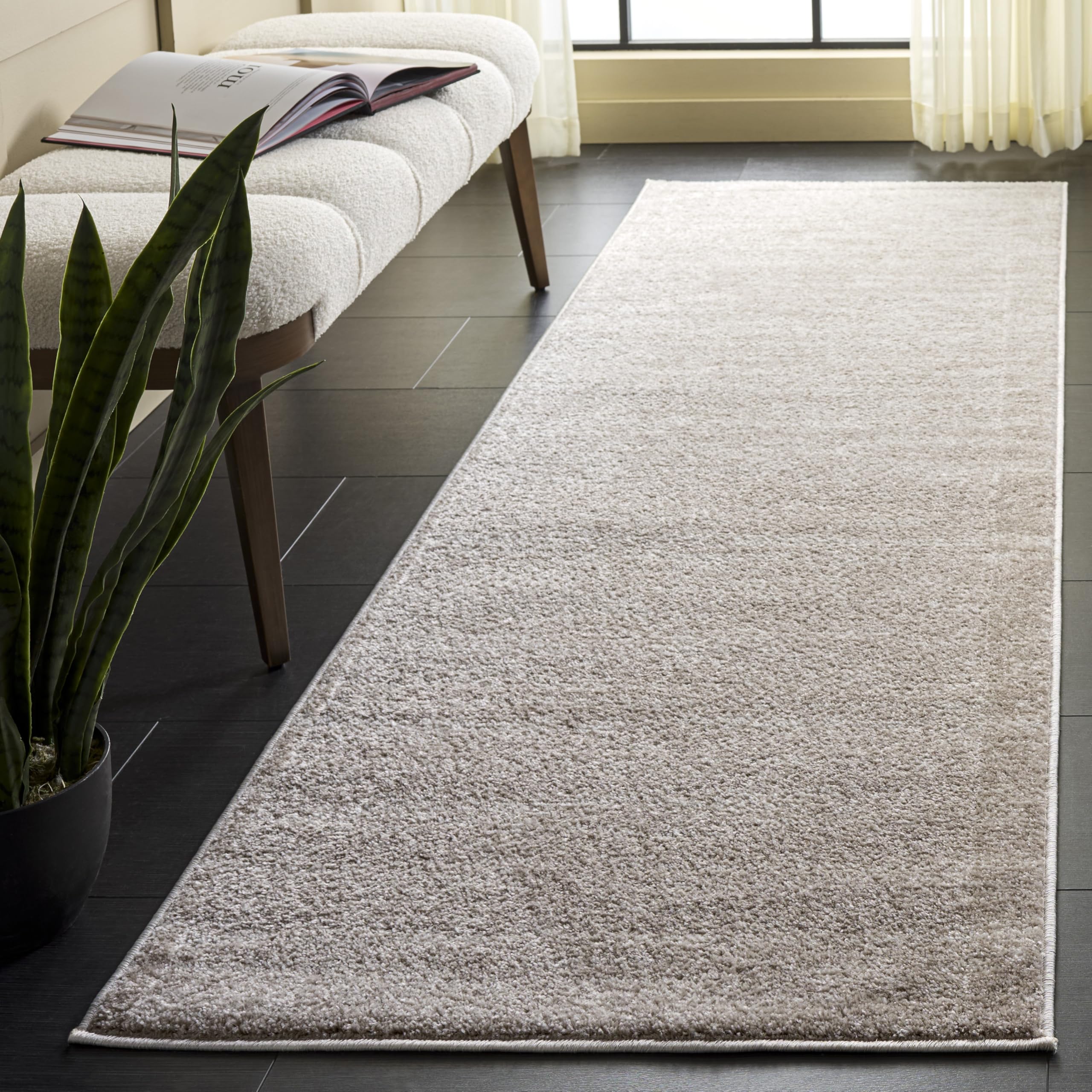 SAFAVIEH Area Rug 8x10 - Adirondack Collection - Large - Champagne & Cream, Modern Ombre Design, Non Shedding & Easy to Clean, Ideal for Living Room, Bedroom, Office, Dining Space (ADR113W)
