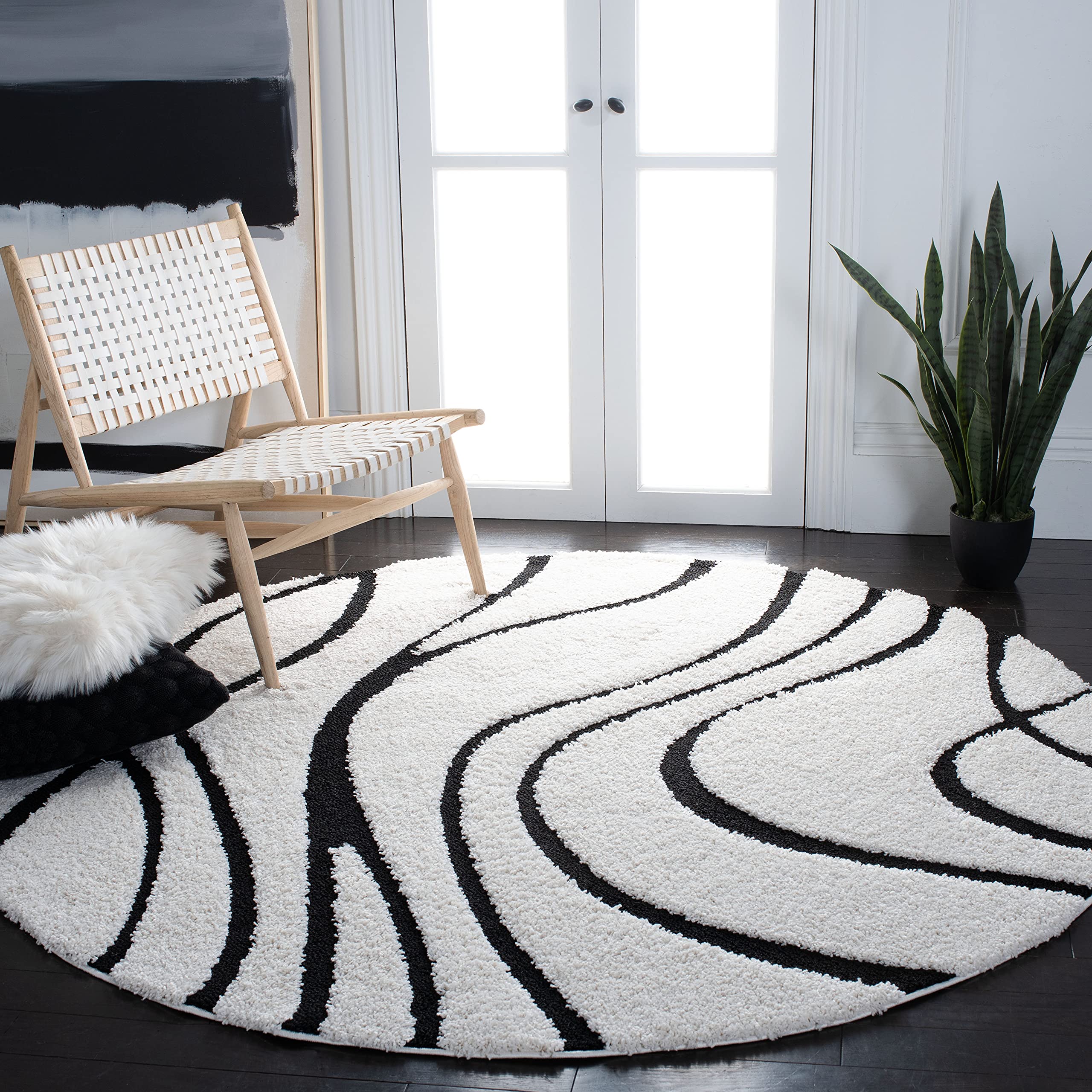 SAFAVIEH Florida Shag Collection Area Rug - 5'3" x 7'6", Cream & Beige, Non-Shedding & Easy Care, 1.2-inch Thick Ideal for High Traffic Areas in Living Room, Bedroom (SG471-1113)