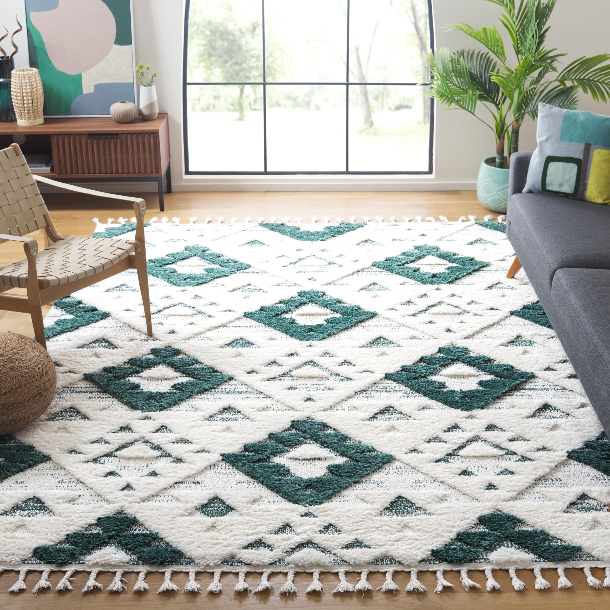 SAFAVIEH Moroccan Tassel Shag Collection Area Rug - 5'3" x 7'6", Ivory, Non-Shedding & Easy to Clean, Plush High-Low Texture, Ideal for Living Room, Bedroom, Dining Space (MTS688C)