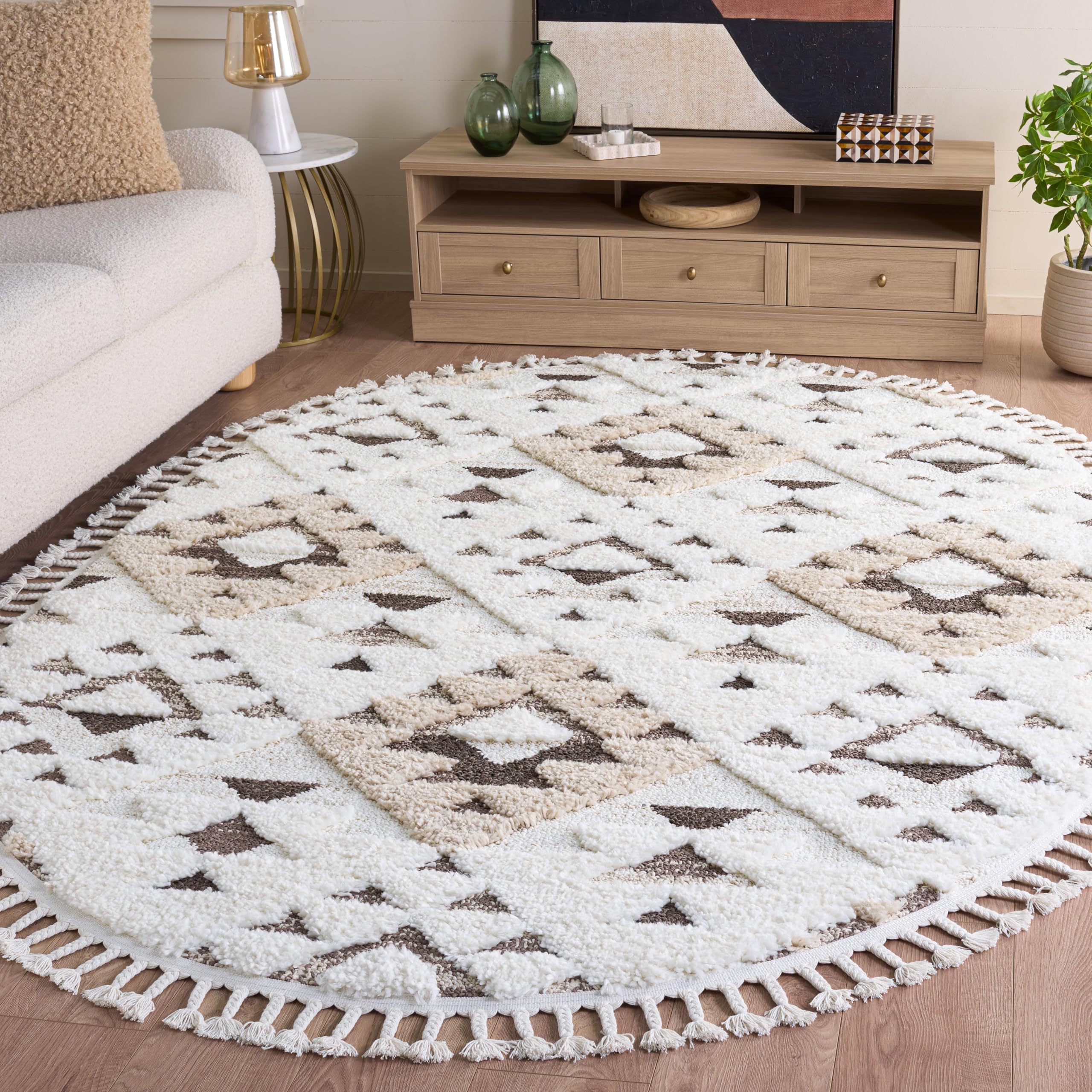 SAFAVIEH Moroccan Tassel Shag Collection Area Rug - 5'3" x 7'6", Ivory, Non-Shedding & Easy to Clean, Plush High-Low Texture, Ideal for Living Room, Bedroom, Dining Space (MTS688C)