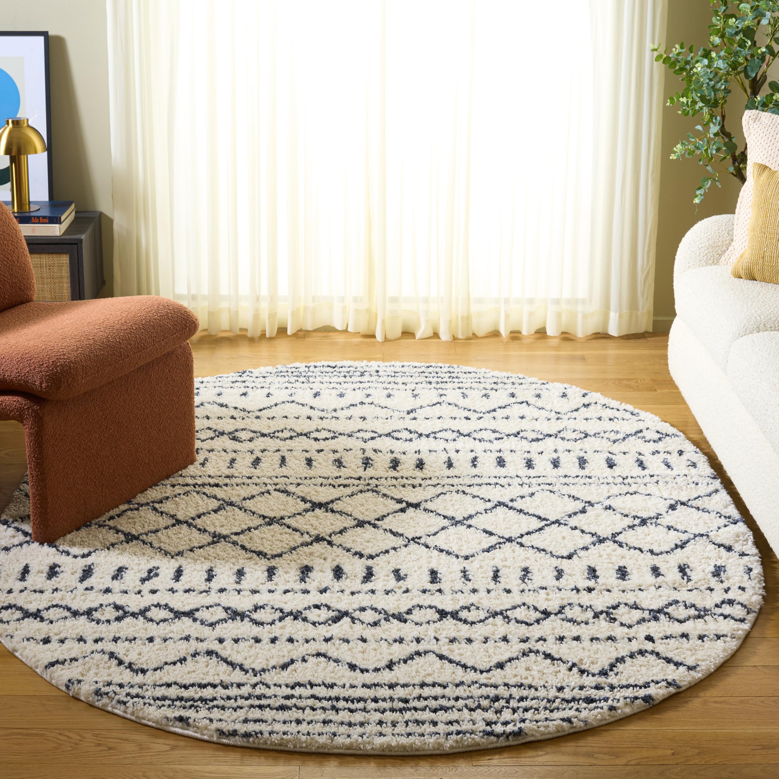 SAFAVIEH Arizona Shag Collection Area Rug - 6'7" x 9'2", Ivory & Beige, Moroccan Boho Design, Non-Shedding & Easy to Clean, Ideal for Living Room, Bedroom, Dining Space (ASG741A)