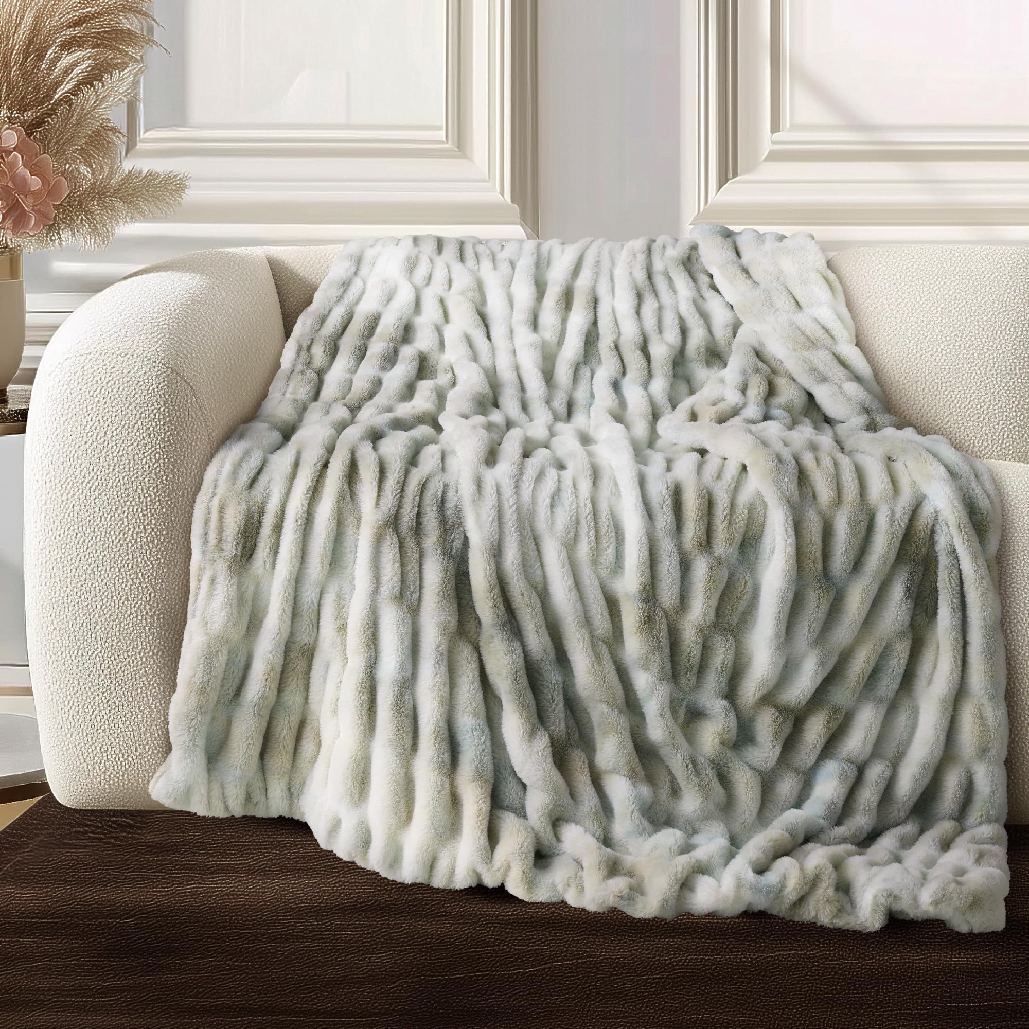 Ultra Soft Cozy Faux Fur Throw Blanket-Fuzzy Plush Thick Bubble Blanket, Fluffy Blanket for Couch, Sofa, Bedroom, and Living Room, 50x60 Inches, Dark Grey Taupe