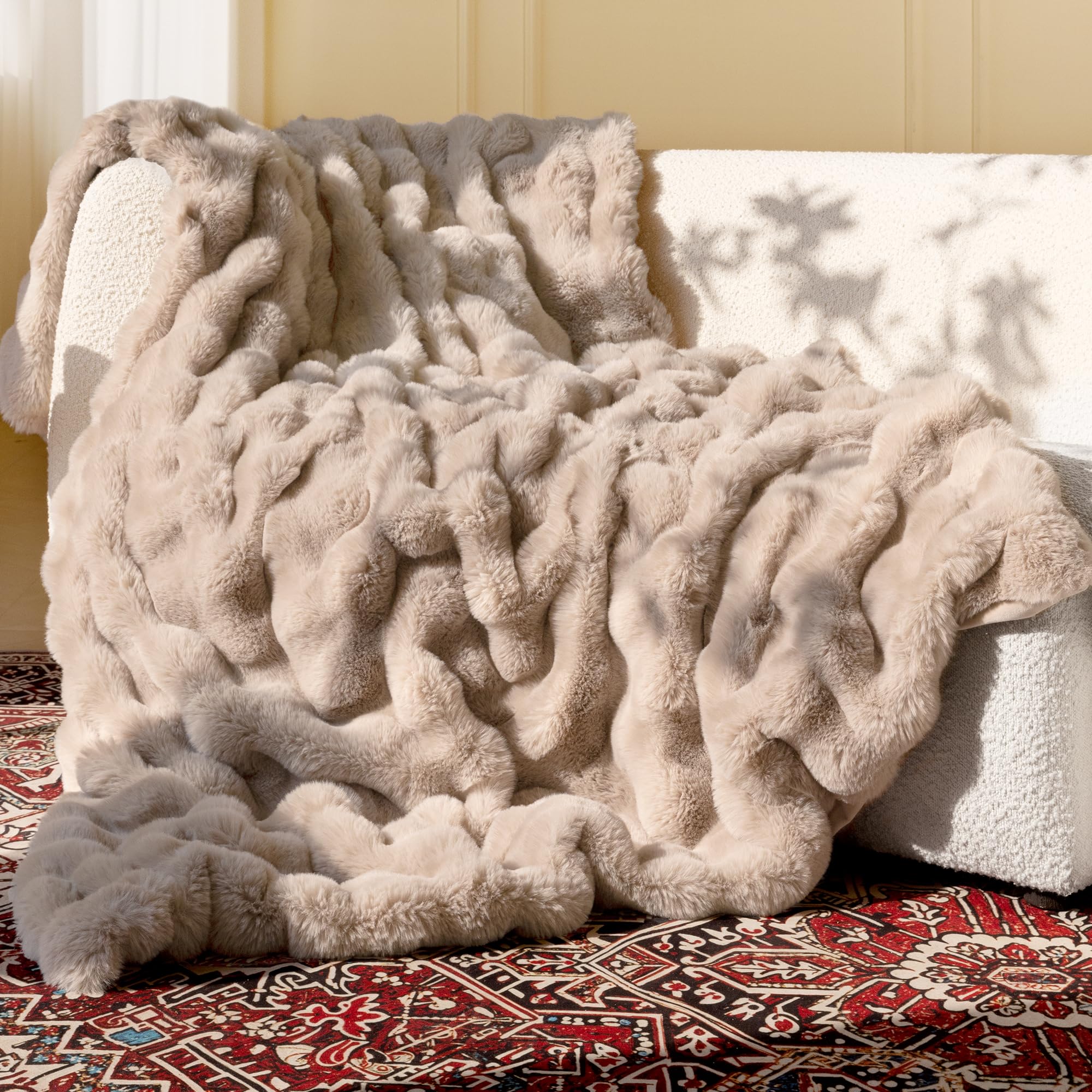 Ultra Soft Cozy Faux Fur Throw Blanket-Fuzzy Plush Thick Bubble Blanket, Fluffy Blanket for Couch, Sofa, Bedroom, and Living Room, 50x60 Inches, Dark Grey Taupe