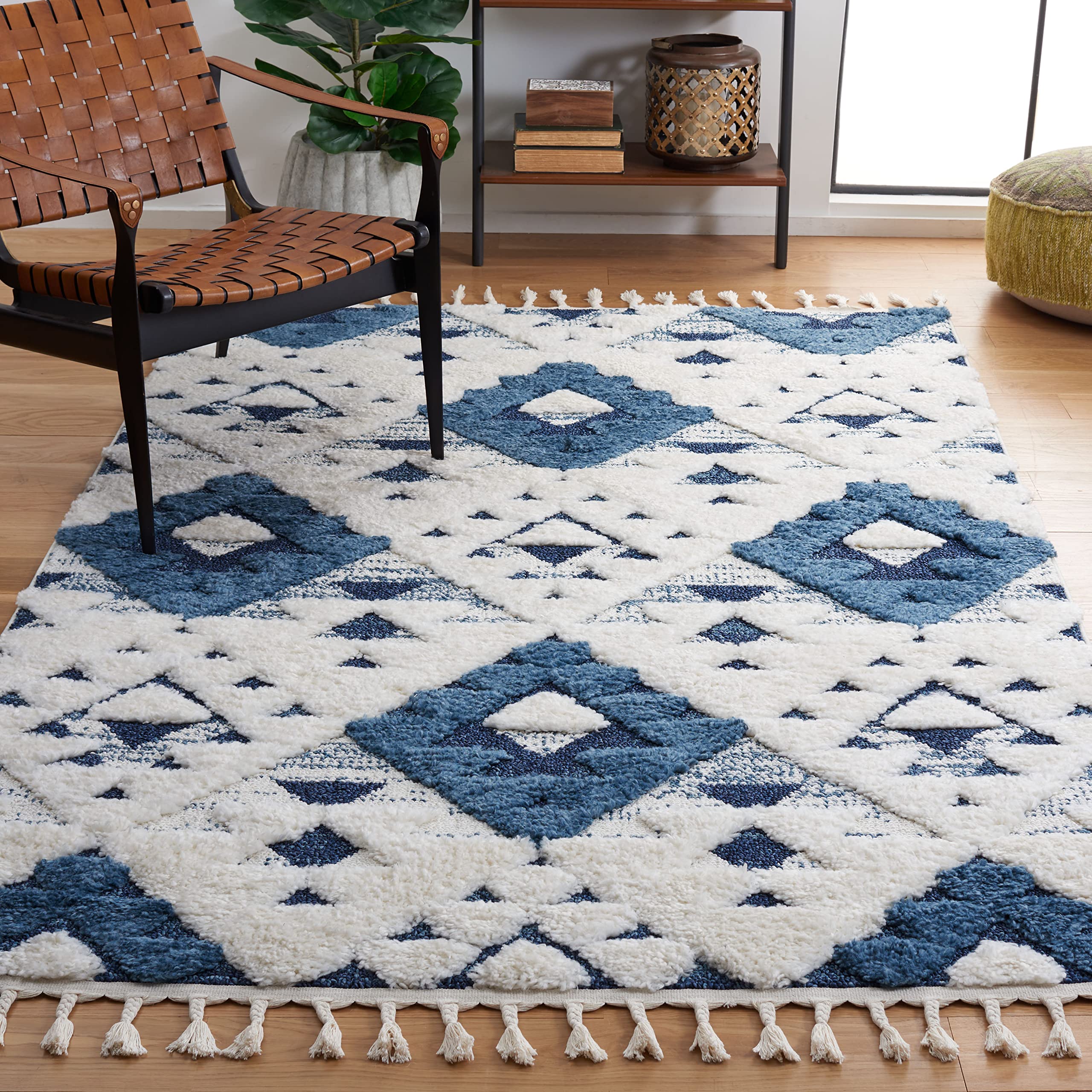 SAFAVIEH Moroccan Tassel Shag Collection Area Rug - 5'3" x 7'6", Ivory, Non-Shedding & Easy to Clean, Plush High-Low Texture, Ideal for Living Room, Bedroom, Dining Space (MTS688C)