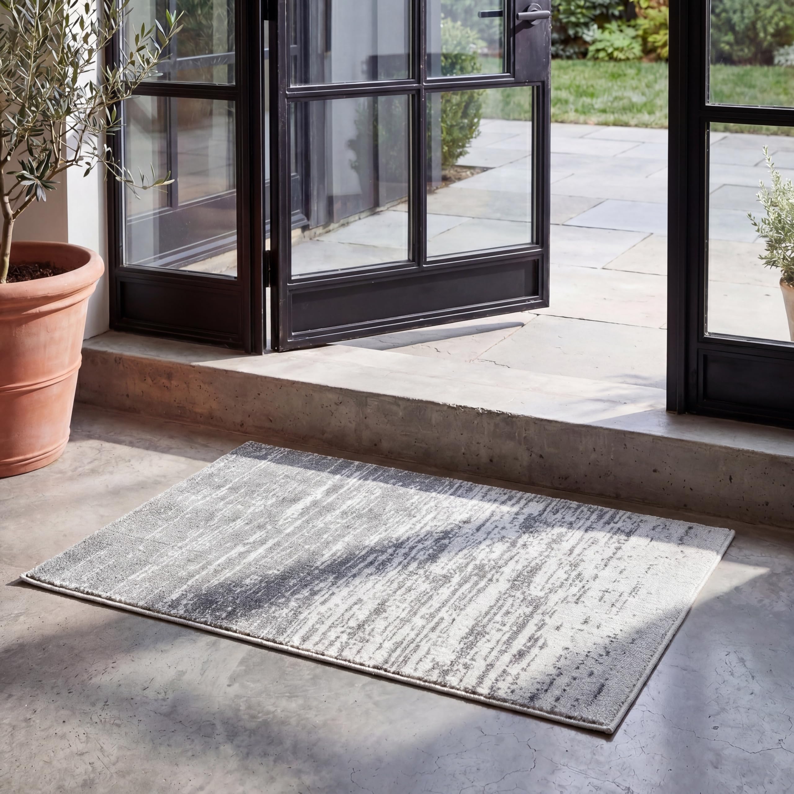 SAFAVIEH Area Rug 8x10 - Adirondack Collection - Large - Champagne & Cream, Modern Ombre Design, Non Shedding & Easy to Clean, Ideal for Living Room, Bedroom, Office, Dining Space (ADR113W)