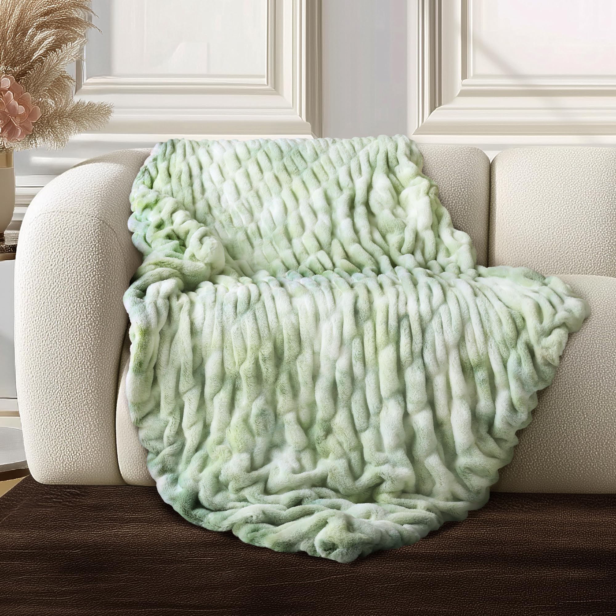 Ultra Soft Cozy Faux Fur Throw Blanket-Fuzzy Plush Thick Bubble Blanket, Fluffy Blanket for Couch, Sofa, Bedroom, and Living Room, 50x60 Inches, Dark Grey Taupe