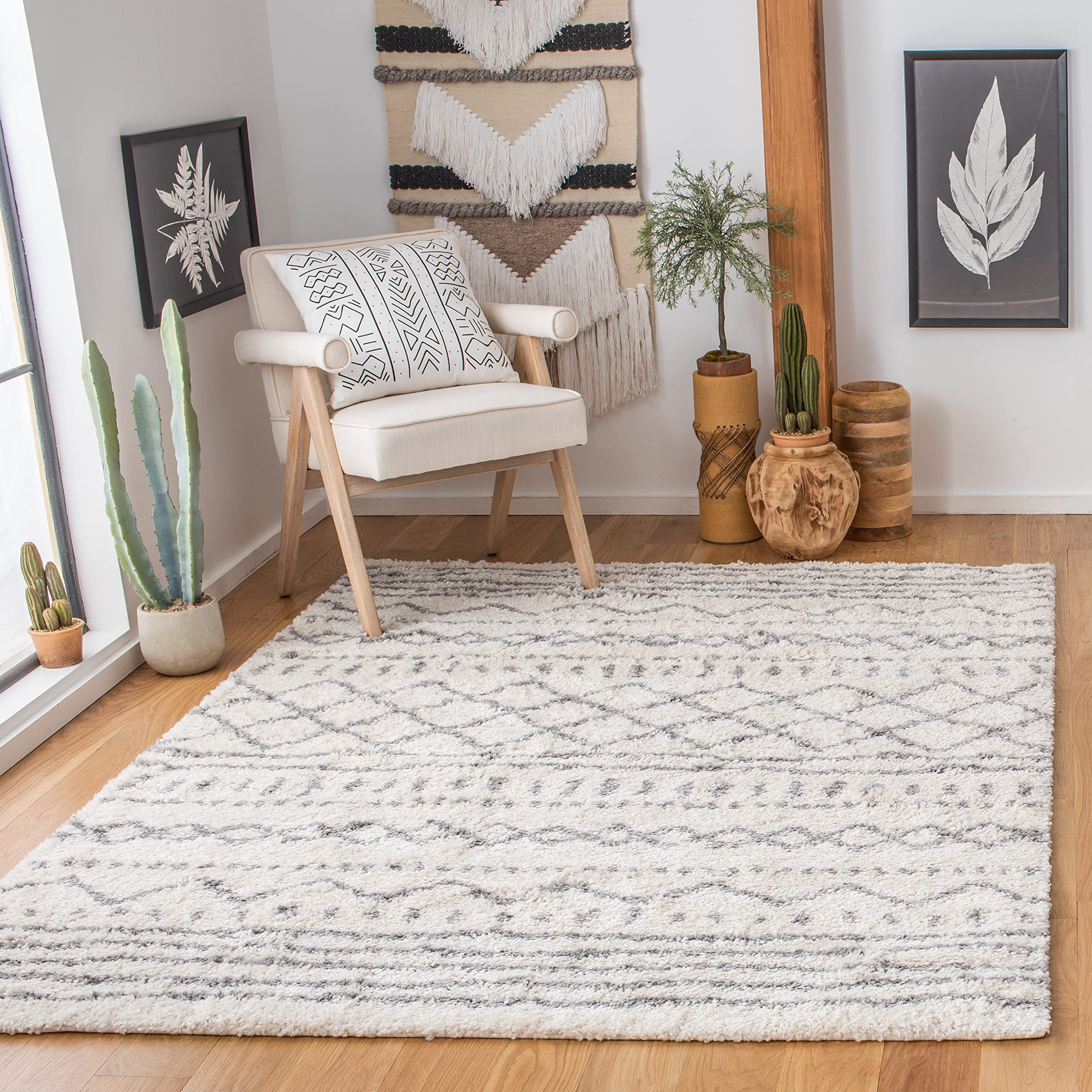 SAFAVIEH Arizona Shag Collection Area Rug - 6'7" x 9'2", Ivory & Beige, Moroccan Boho Design, Non-Shedding & Easy to Clean, Ideal for Living Room, Bedroom, Dining Space (ASG741A)