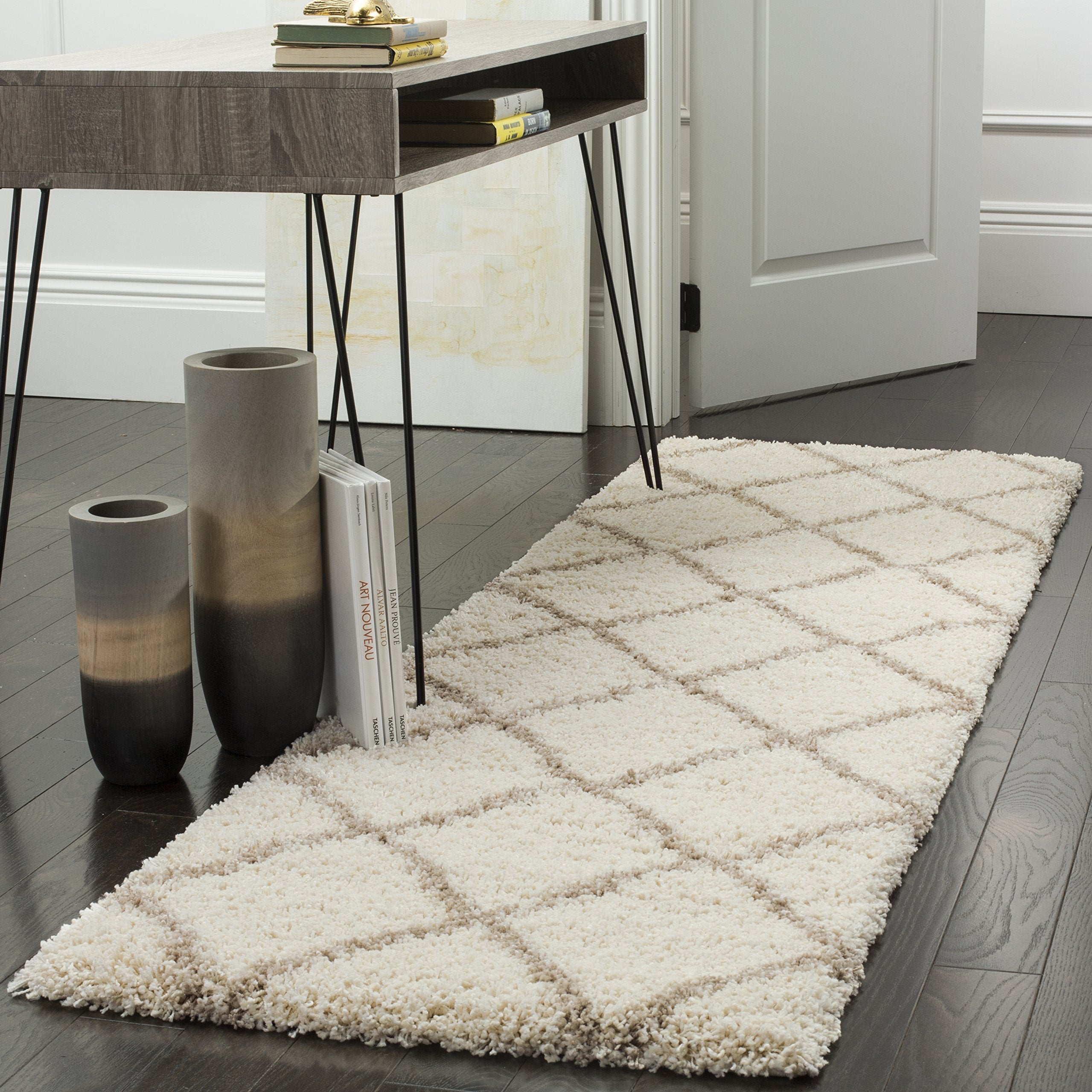 SAFAVIEH Hudson Shag Collection Area Rug - 5'3" x 7'6", Beige & Ivory, Modern Trellis Design, Non-Shedding & Easy Care, 2-inch Thick Ideal for High Traffic Areas in Living Room, Bedroom (SGH281S)