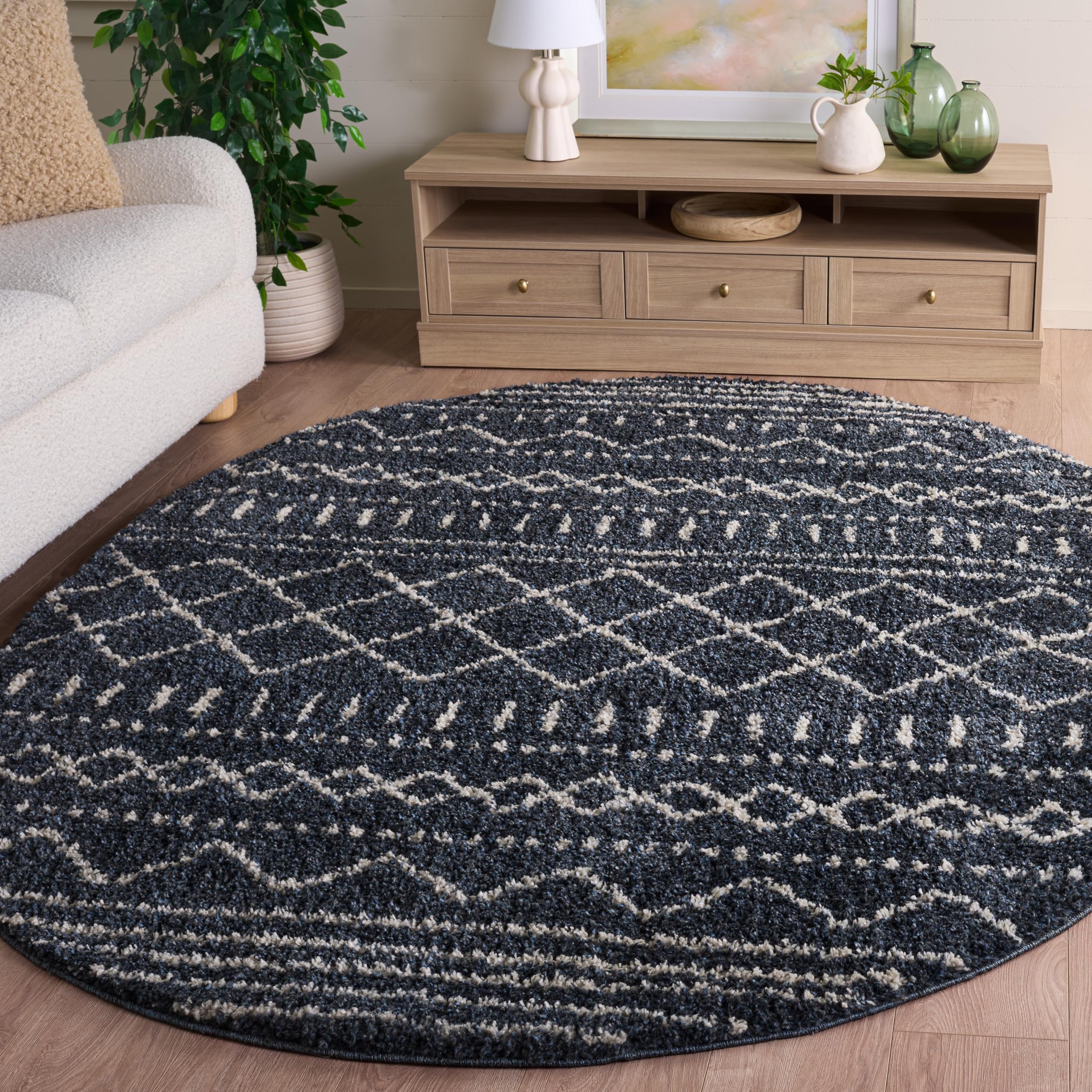SAFAVIEH Arizona Shag Collection Area Rug - 6'7" x 9'2", Ivory & Beige, Moroccan Boho Design, Non-Shedding & Easy to Clean, Ideal for Living Room, Bedroom, Dining Space (ASG741A)