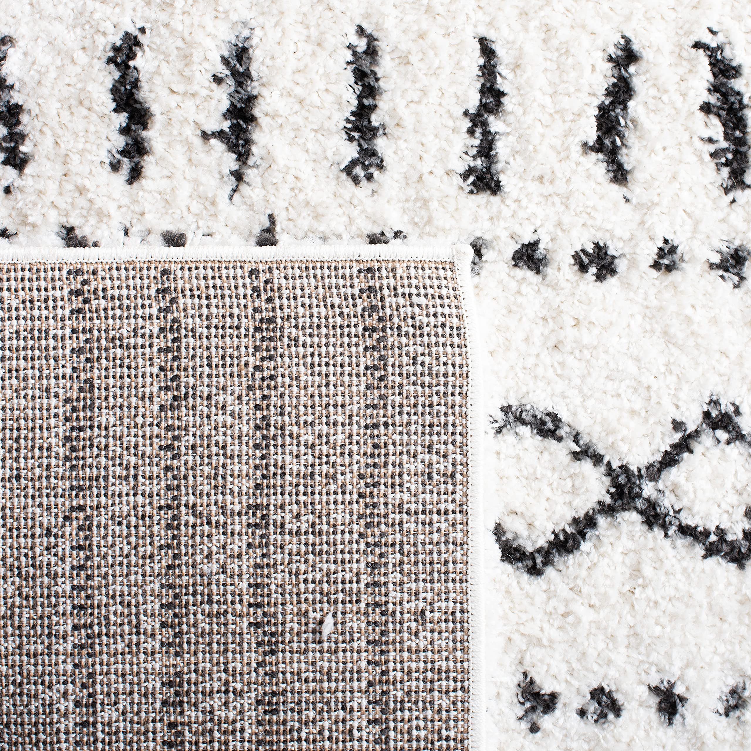 SAFAVIEH Arizona Shag Collection Area Rug - 6'7" x 9'2", Ivory & Beige, Moroccan Boho Design, Non-Shedding & Easy to Clean, Ideal for Living Room, Bedroom, Dining Space (ASG741A)