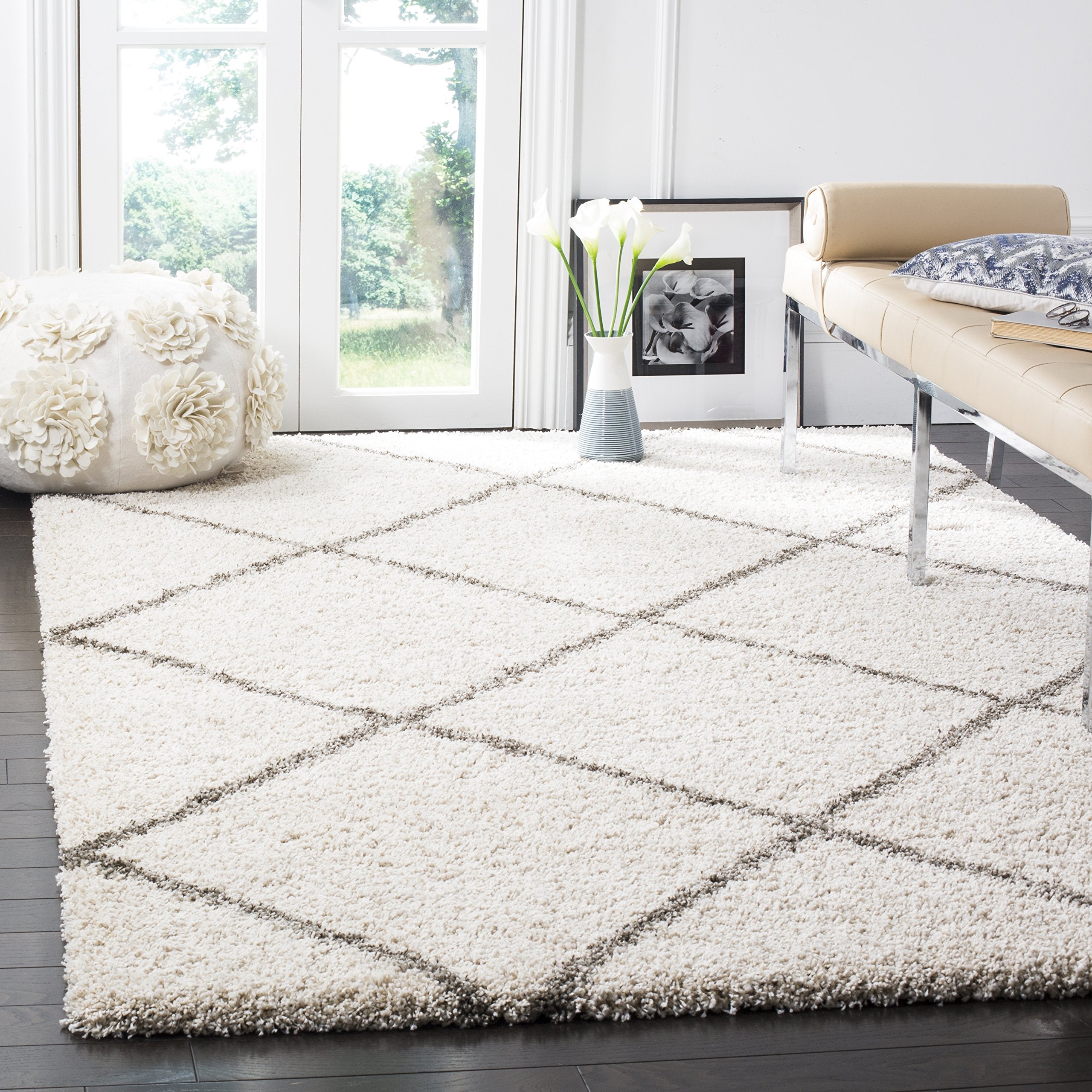 SAFAVIEH Hudson Shag Collection Area Rug - 5'3" x 7'6", Beige & Ivory, Modern Trellis Design, Non-Shedding & Easy Care, 2-inch Thick Ideal for High Traffic Areas in Living Room, Bedroom (SGH281S)