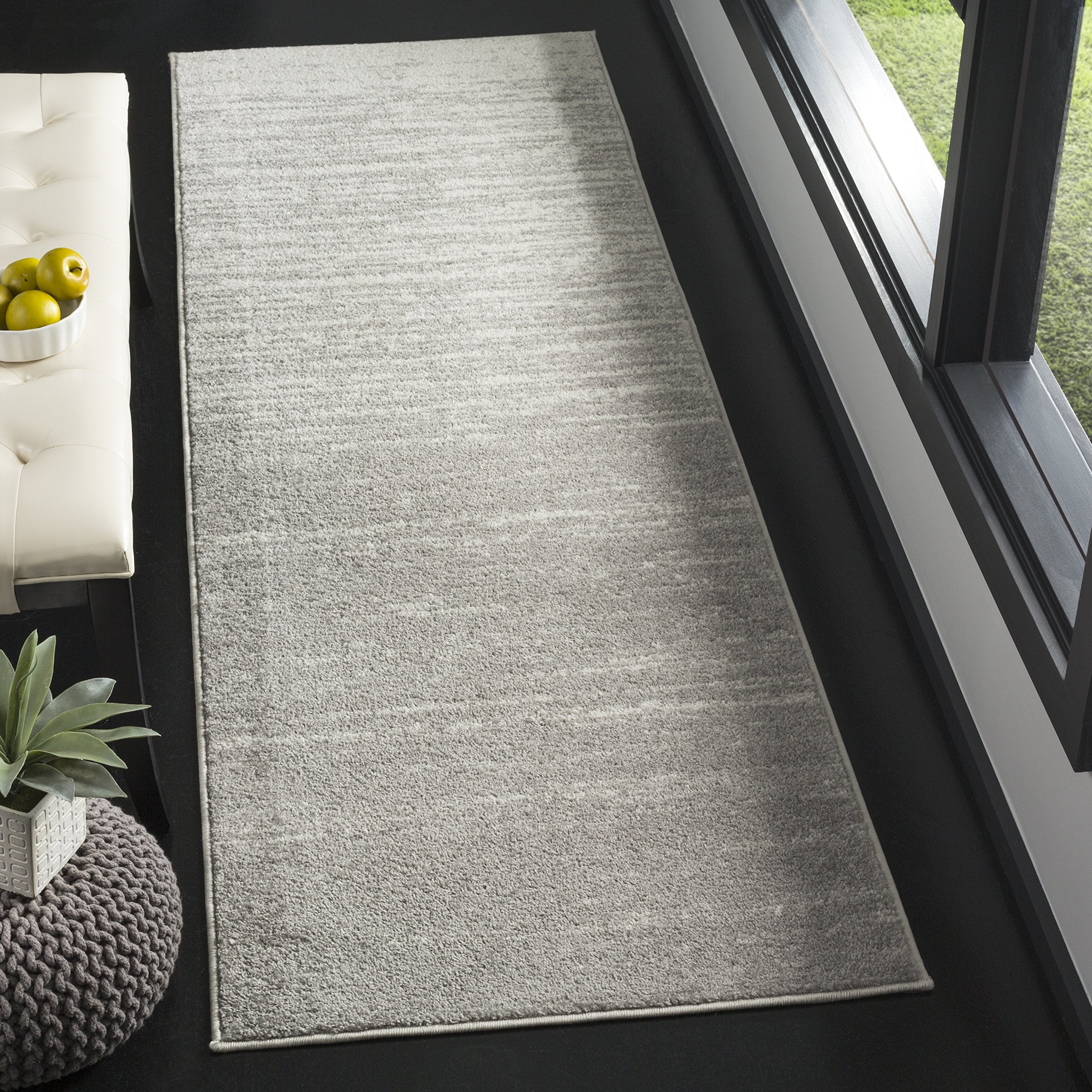 SAFAVIEH Area Rug 8x10 - Adirondack Collection - Large - Champagne & Cream, Modern Ombre Design, Non Shedding & Easy to Clean, Ideal for Living Room, Bedroom, Office, Dining Space (ADR113W)