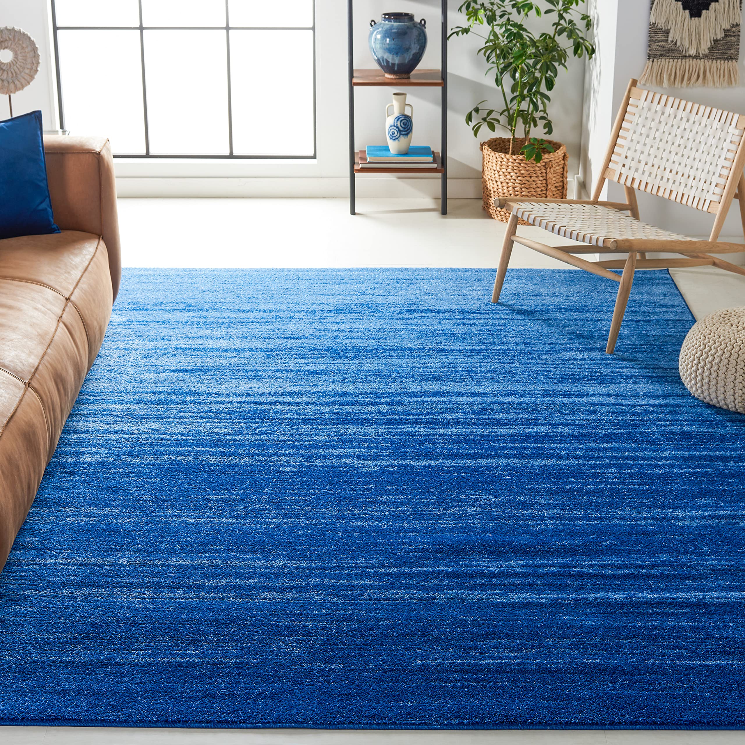 SAFAVIEH Area Rug 8x10 - Adirondack Collection - Large - Champagne & Cream, Modern Ombre Design, Non Shedding & Easy to Clean, Ideal for Living Room, Bedroom, Office, Dining Space (ADR113W)