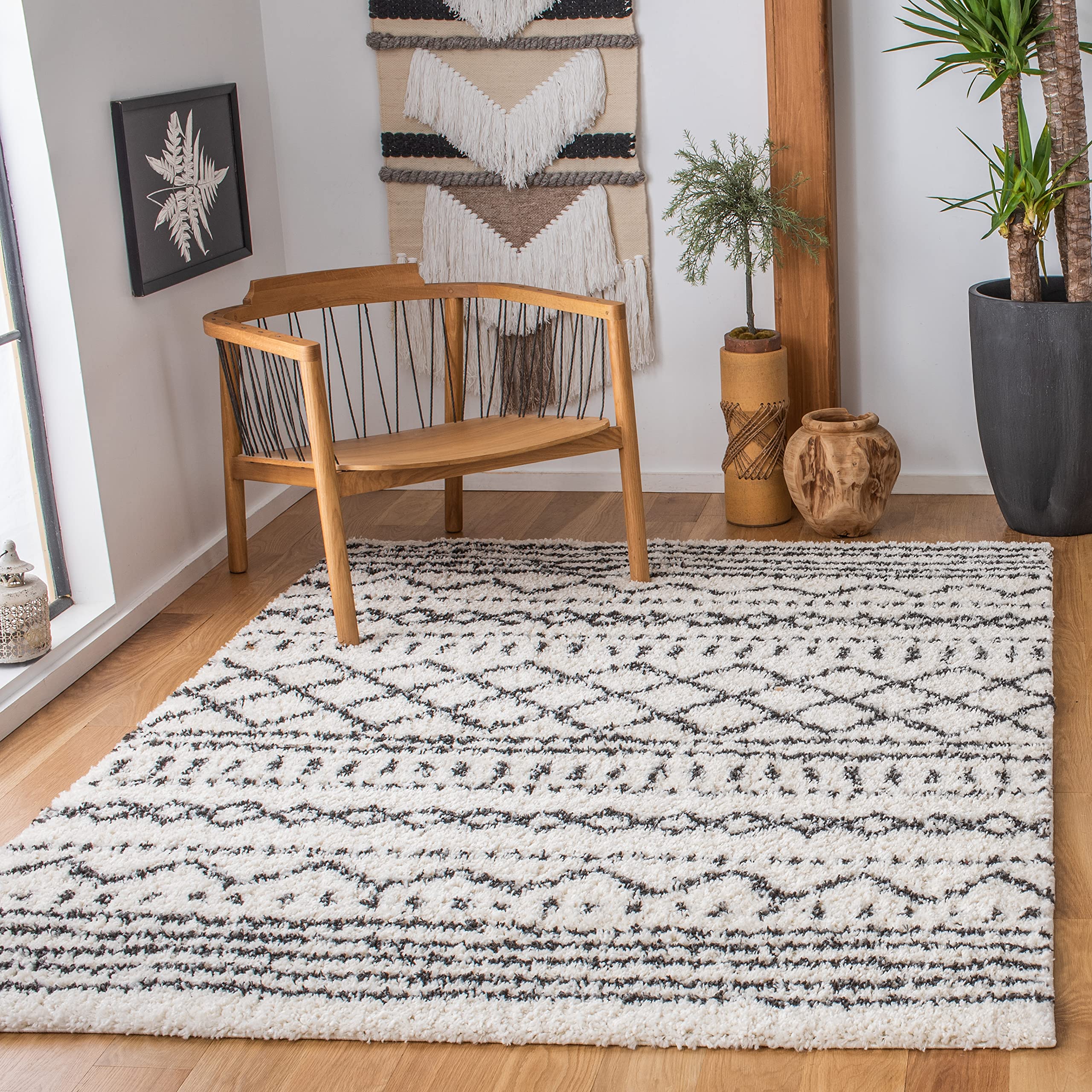 SAFAVIEH Arizona Shag Collection Area Rug - 6'7" x 9'2", Ivory & Beige, Moroccan Boho Design, Non-Shedding & Easy to Clean, Ideal for Living Room, Bedroom, Dining Space (ASG741A)